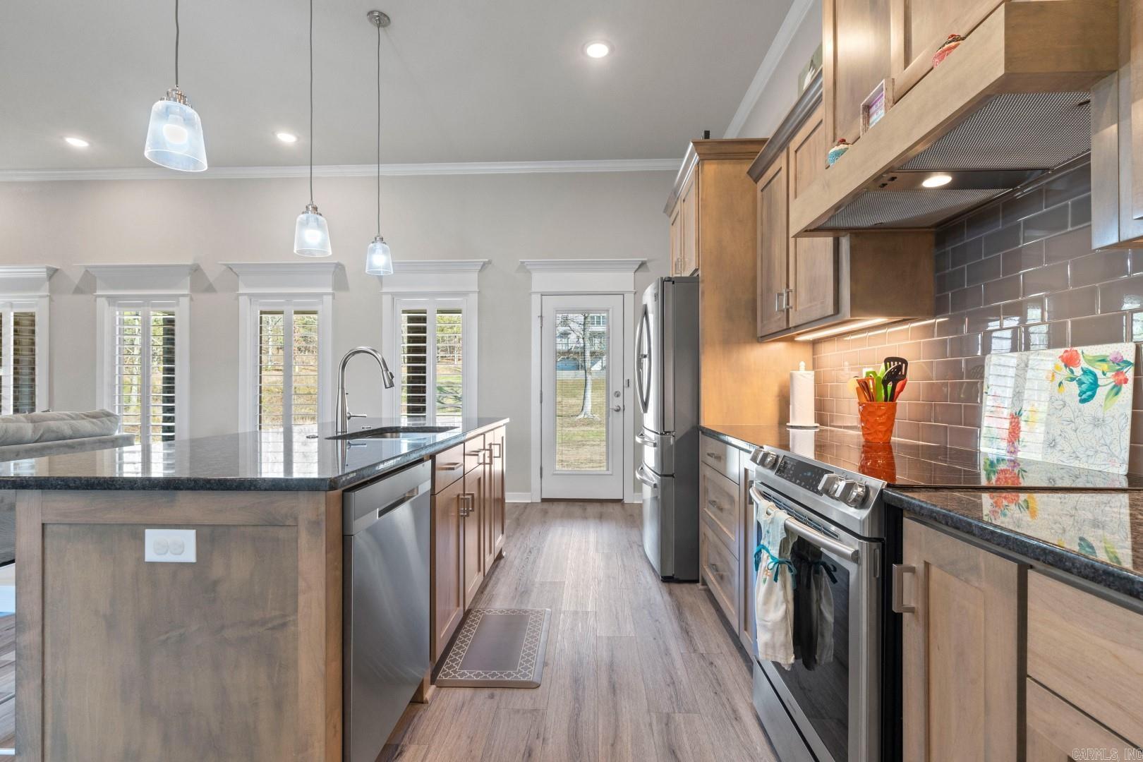 288 River Mill Point