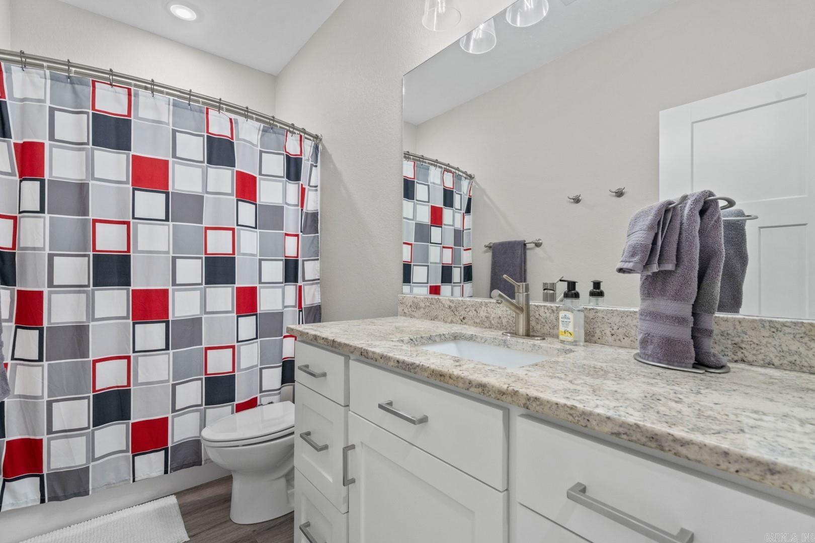 288 River Mill Point