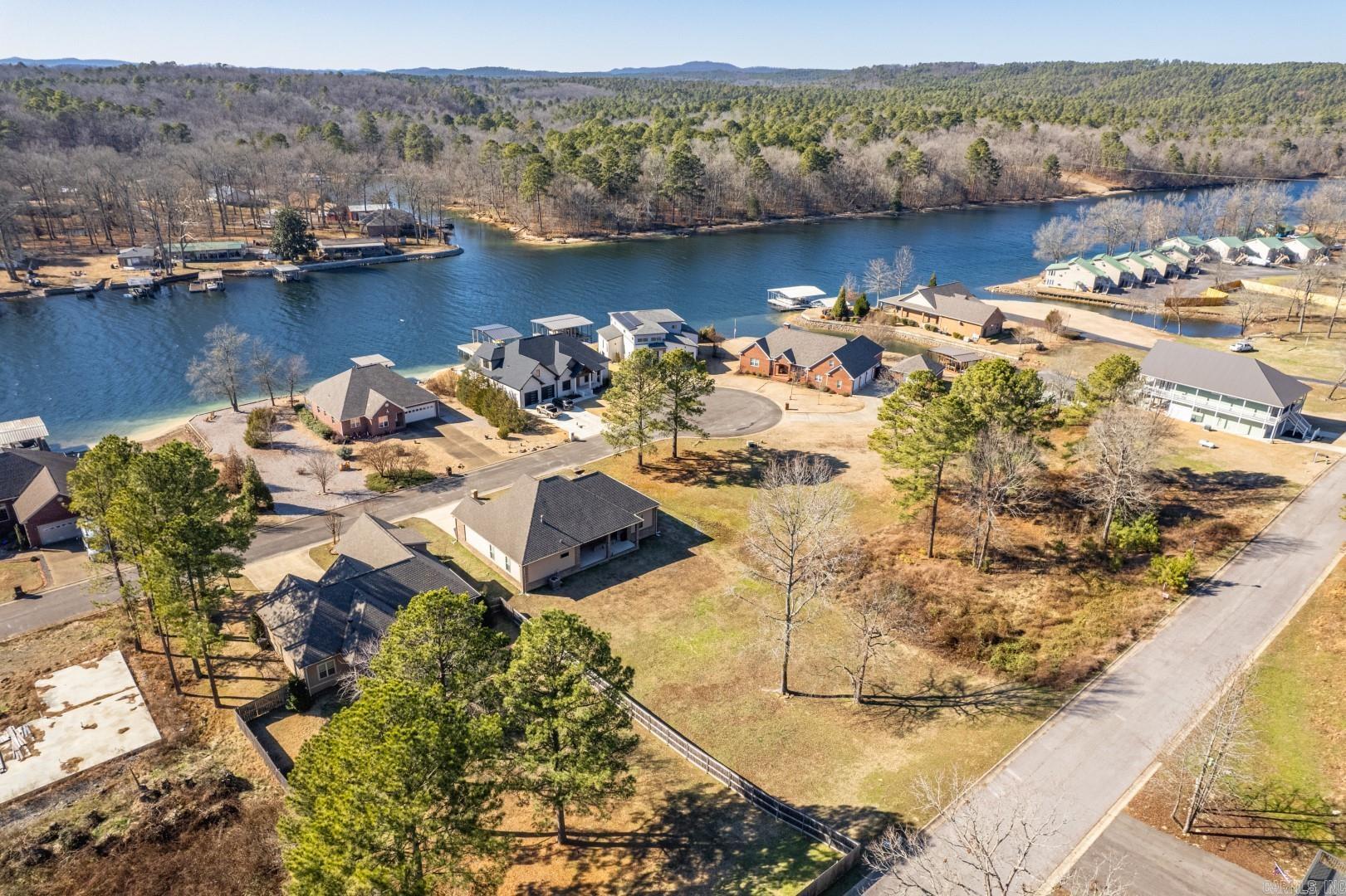 288 River Mill Point