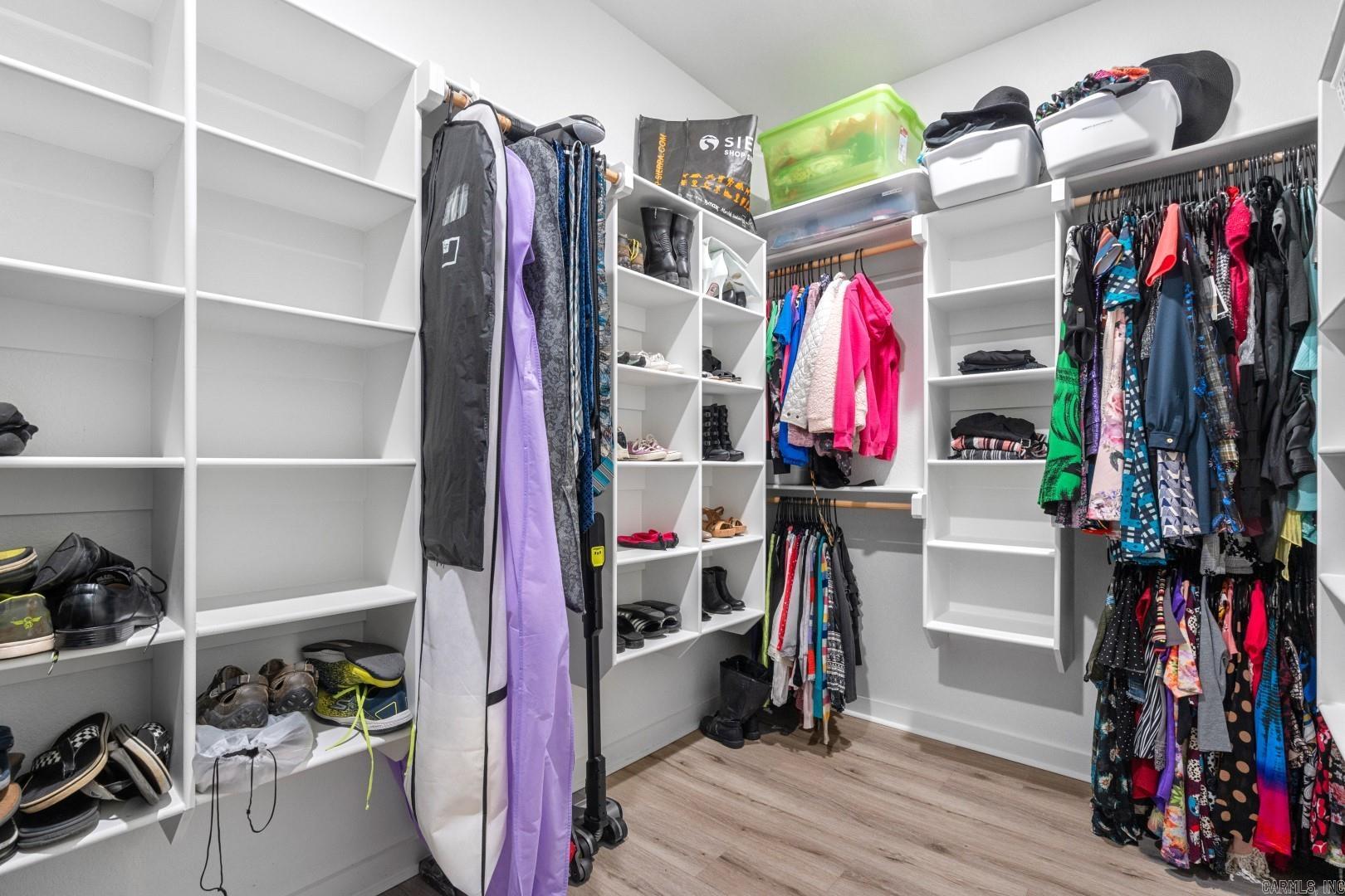 288 River Mill Point