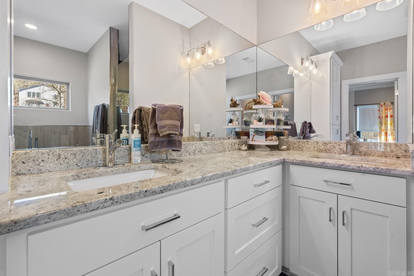 288 River Mill Point