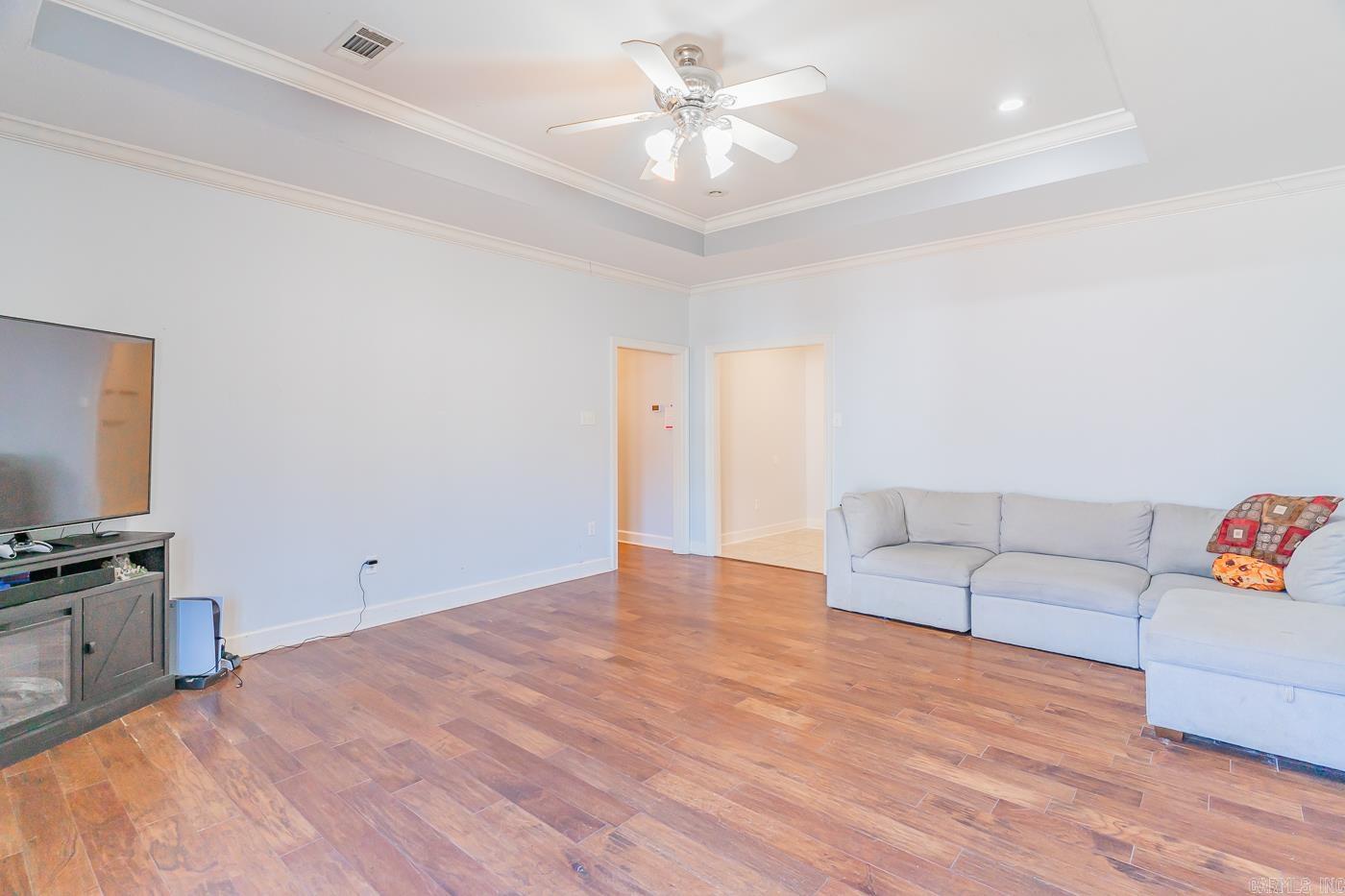 18 Sweetbriar Ln Lane