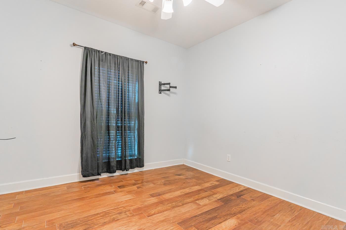 18 Sweetbriar Ln Lane