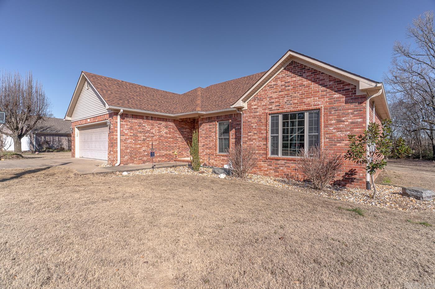 18 Sweetbriar Ln Lane