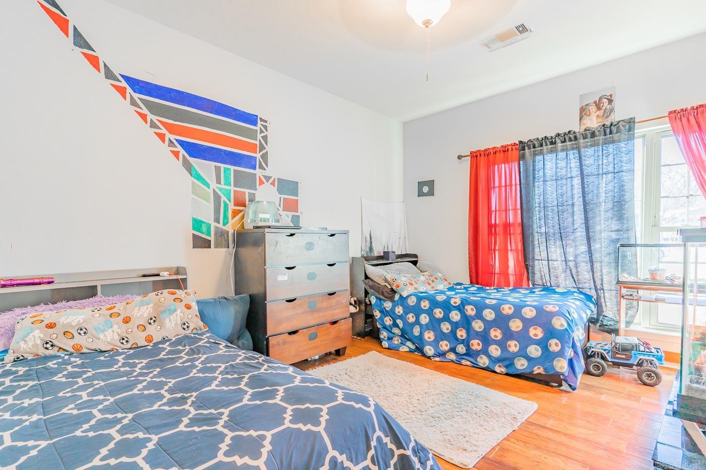 18 Sweetbriar Ln Lane