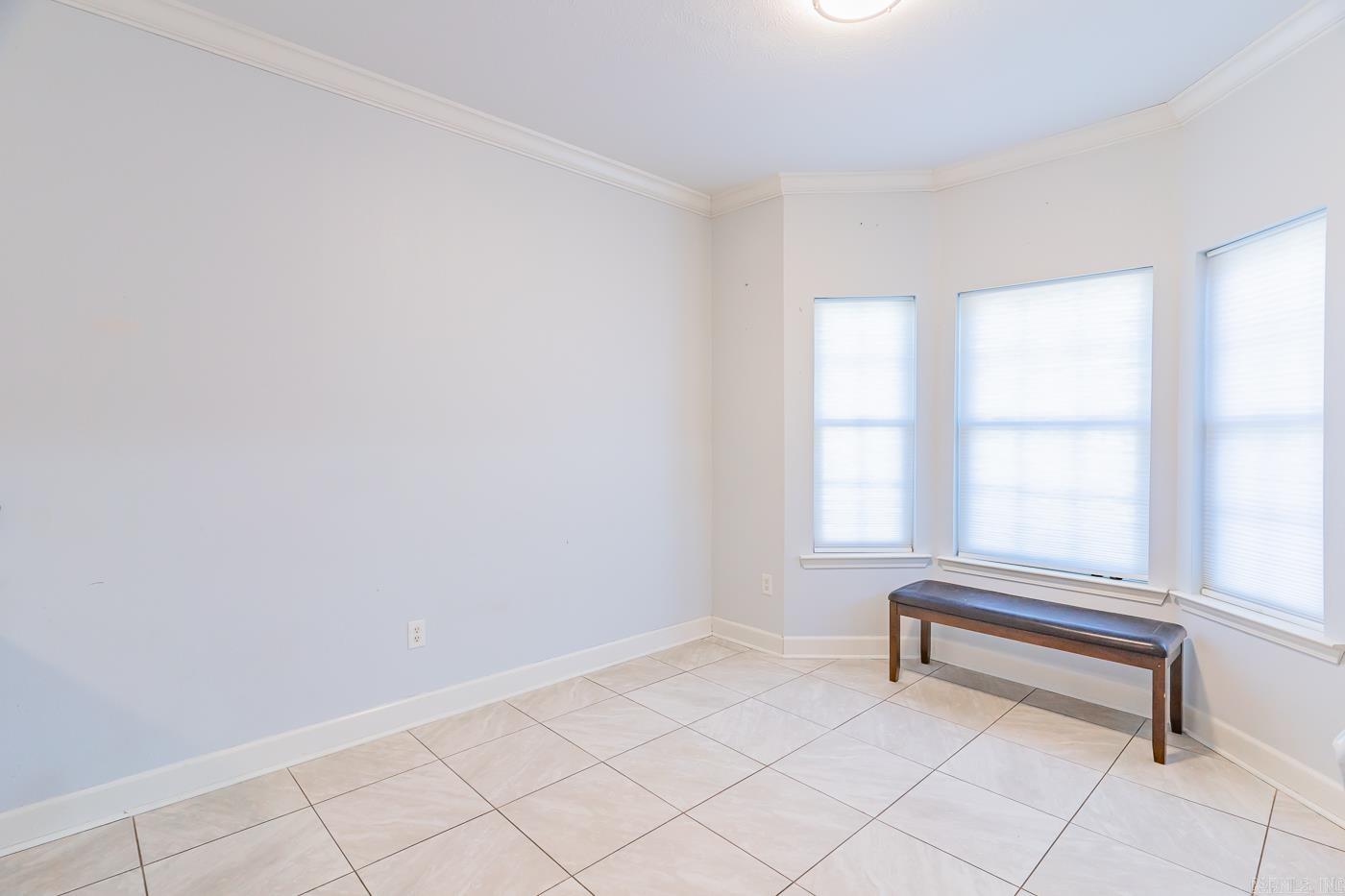 18 Sweetbriar Ln Lane