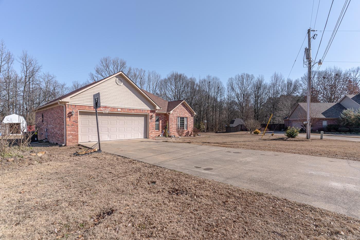 18 Sweetbriar Ln Lane