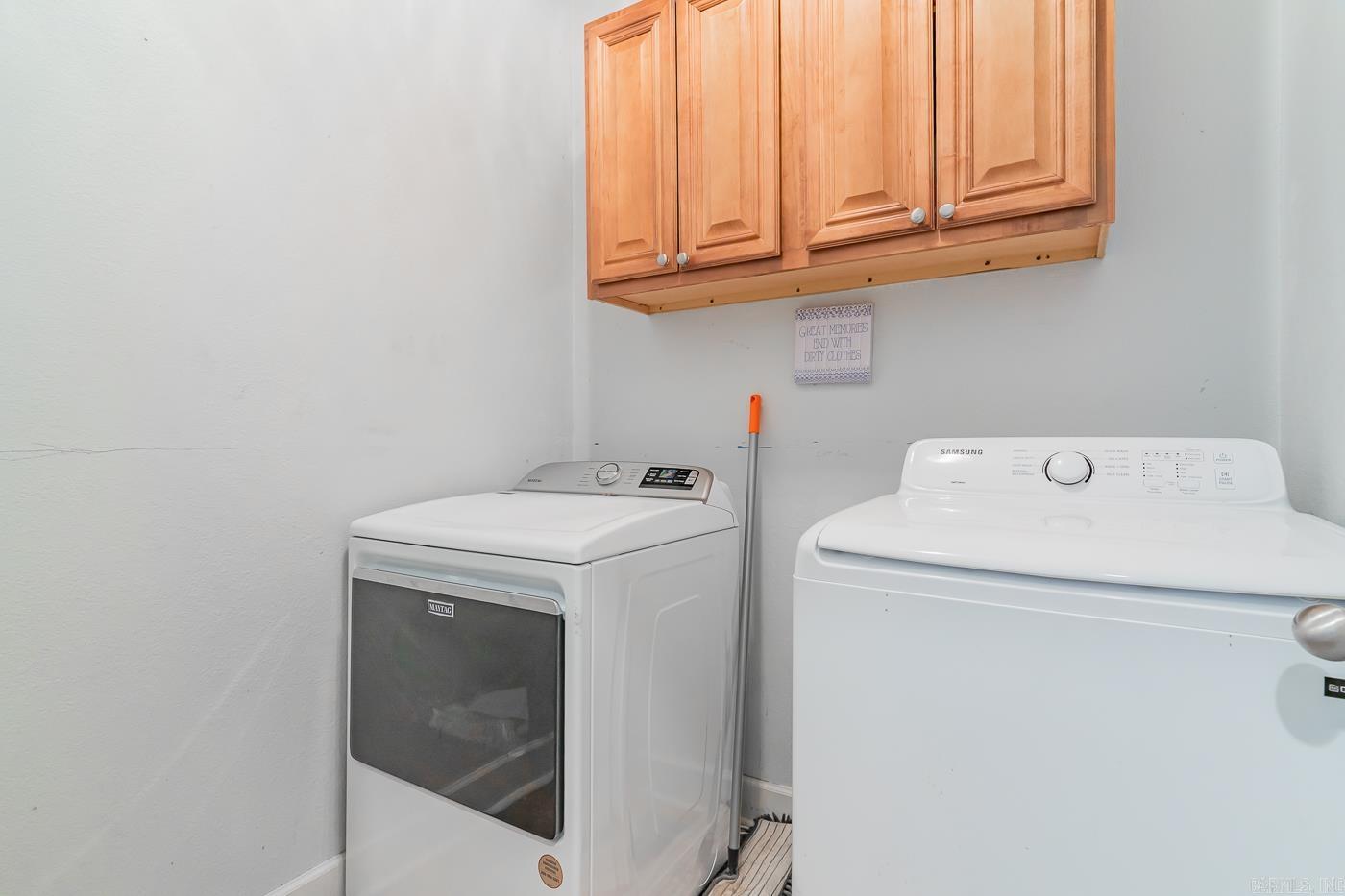 18 Sweetbriar Ln Lane