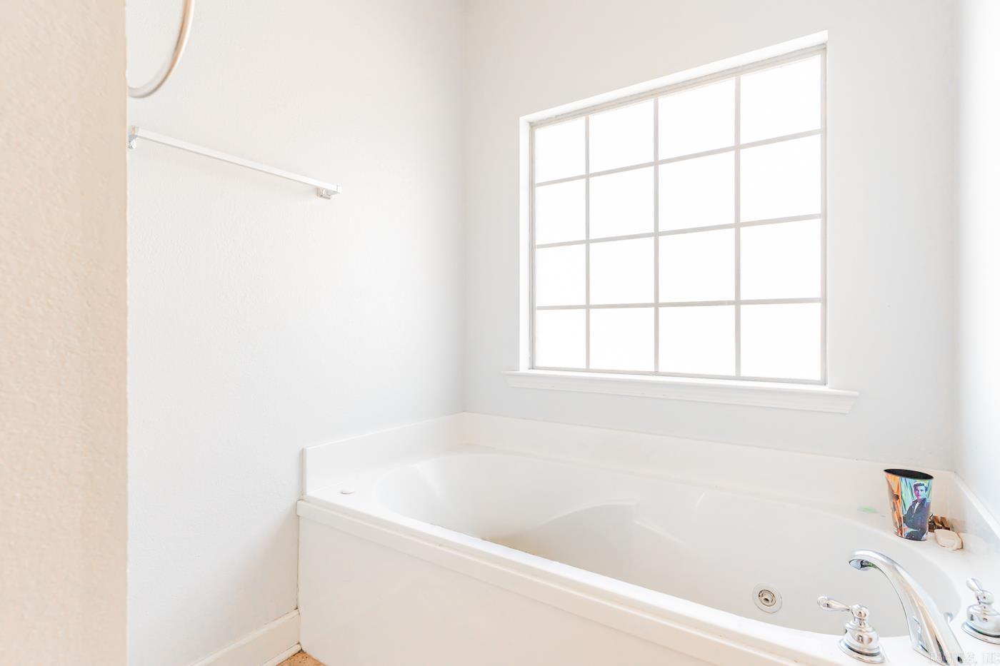 18 Sweetbriar Ln Lane