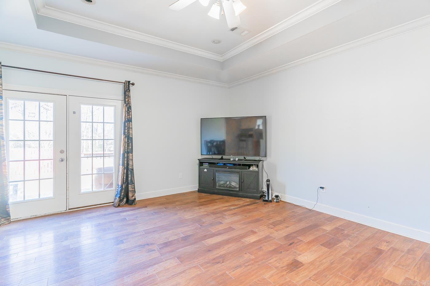 18 Sweetbriar Ln Lane