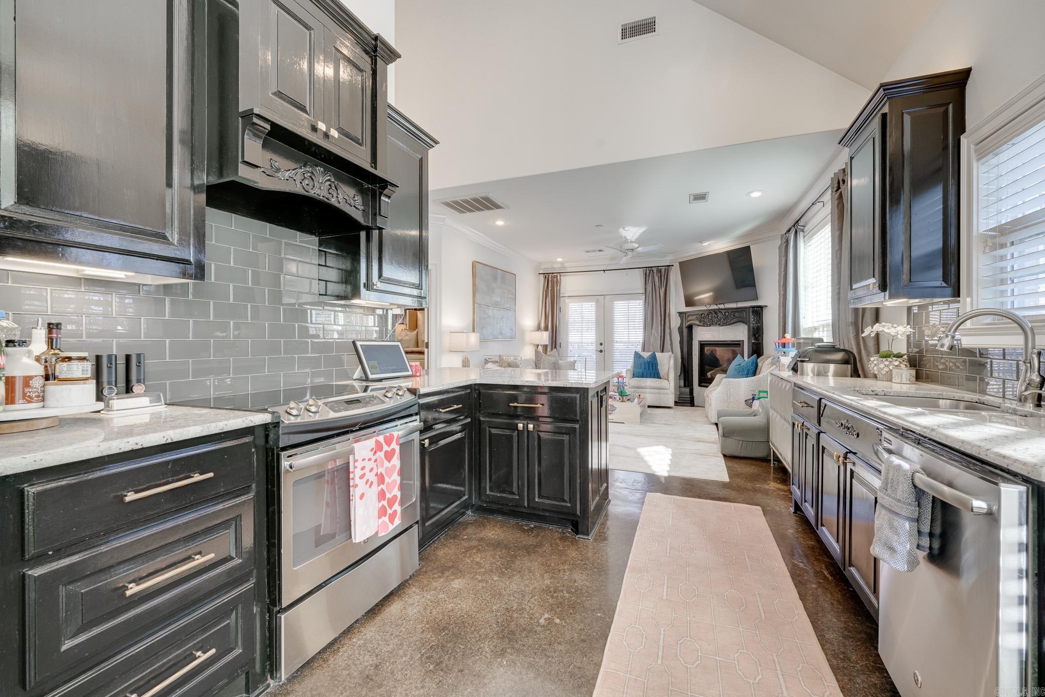 1236 Turnberry Drive