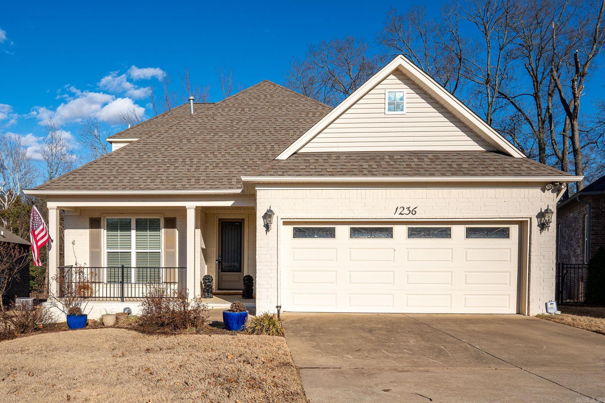 1236 Turnberry Drive