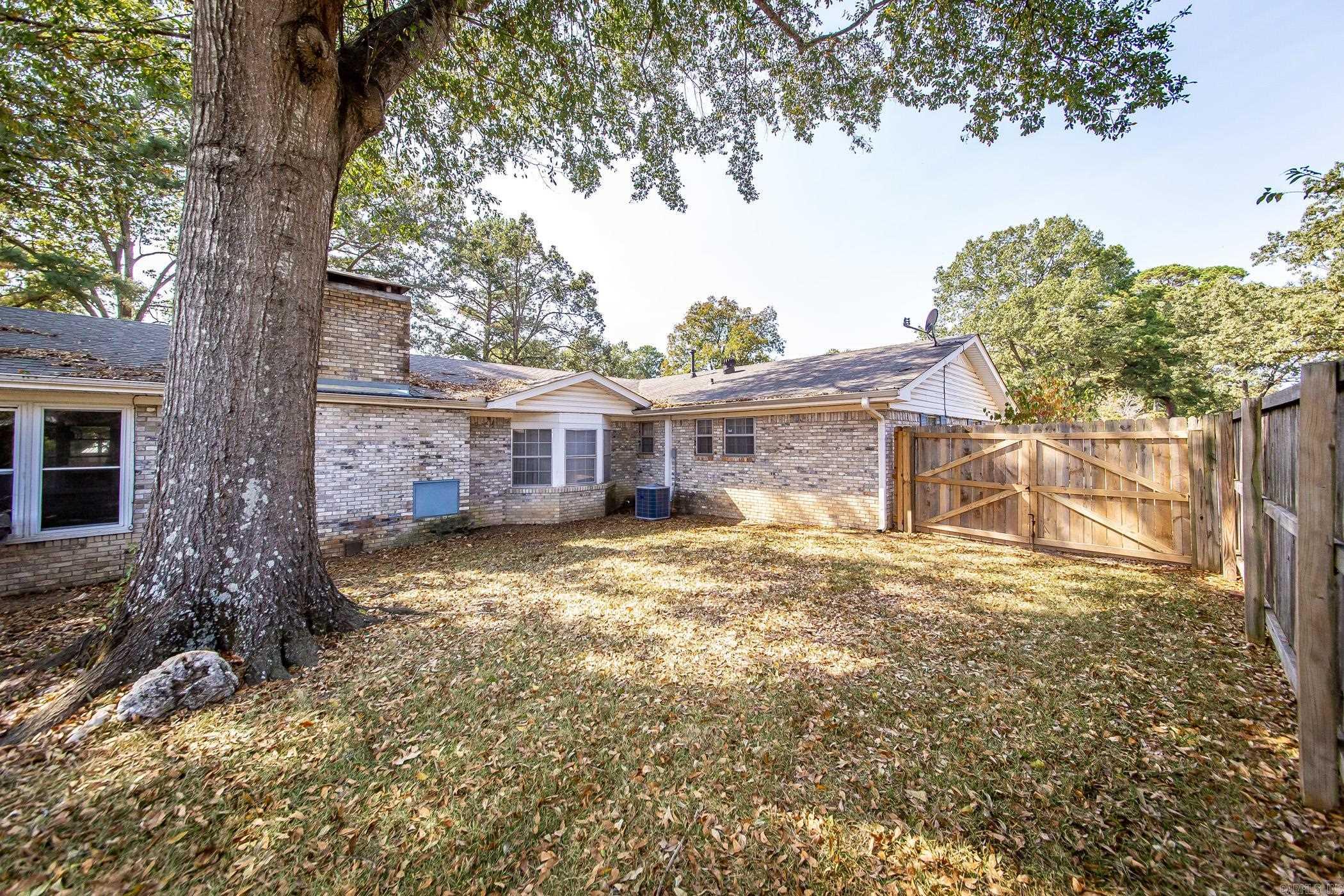 1414 Woodland Drive