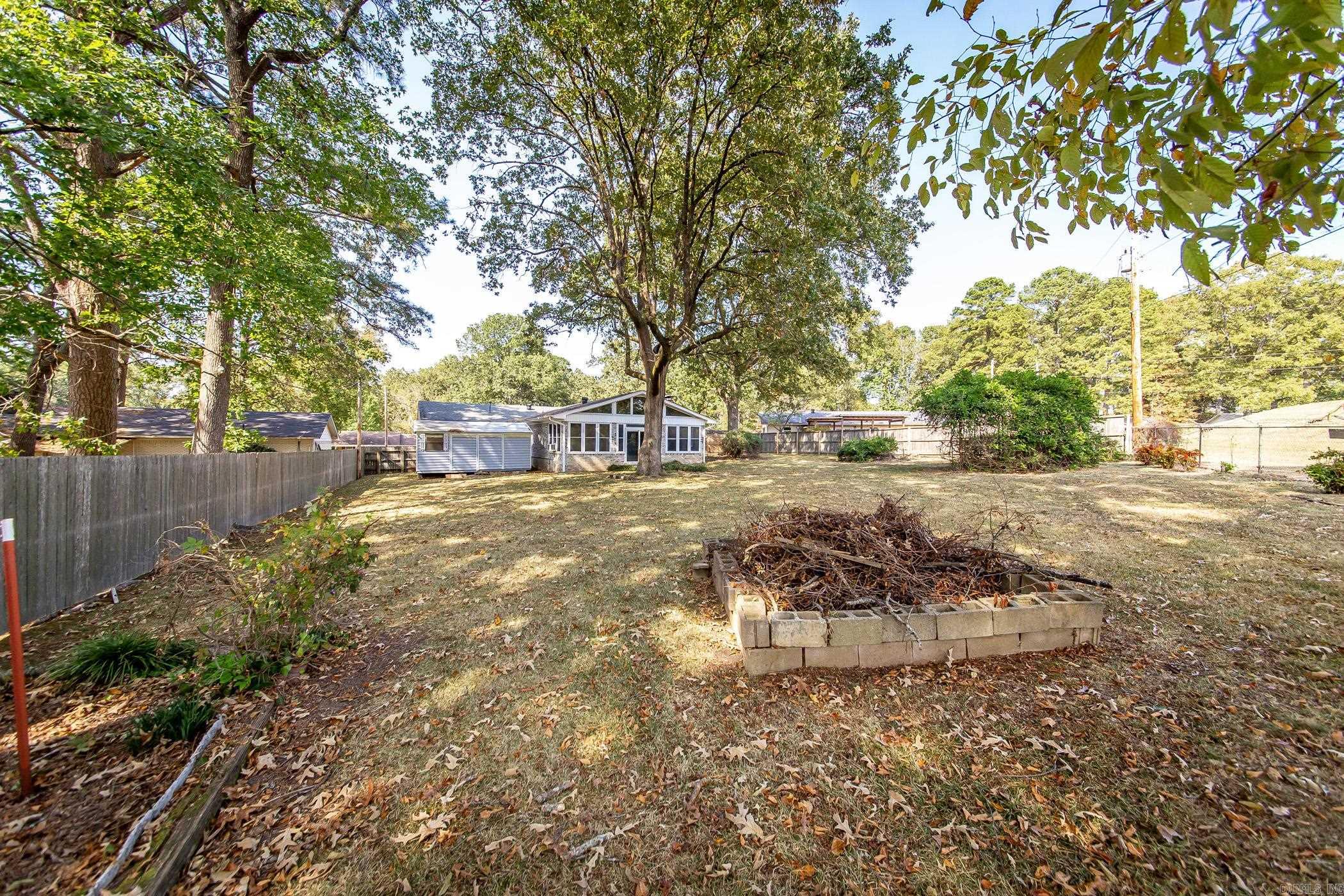 1414 Woodland Drive