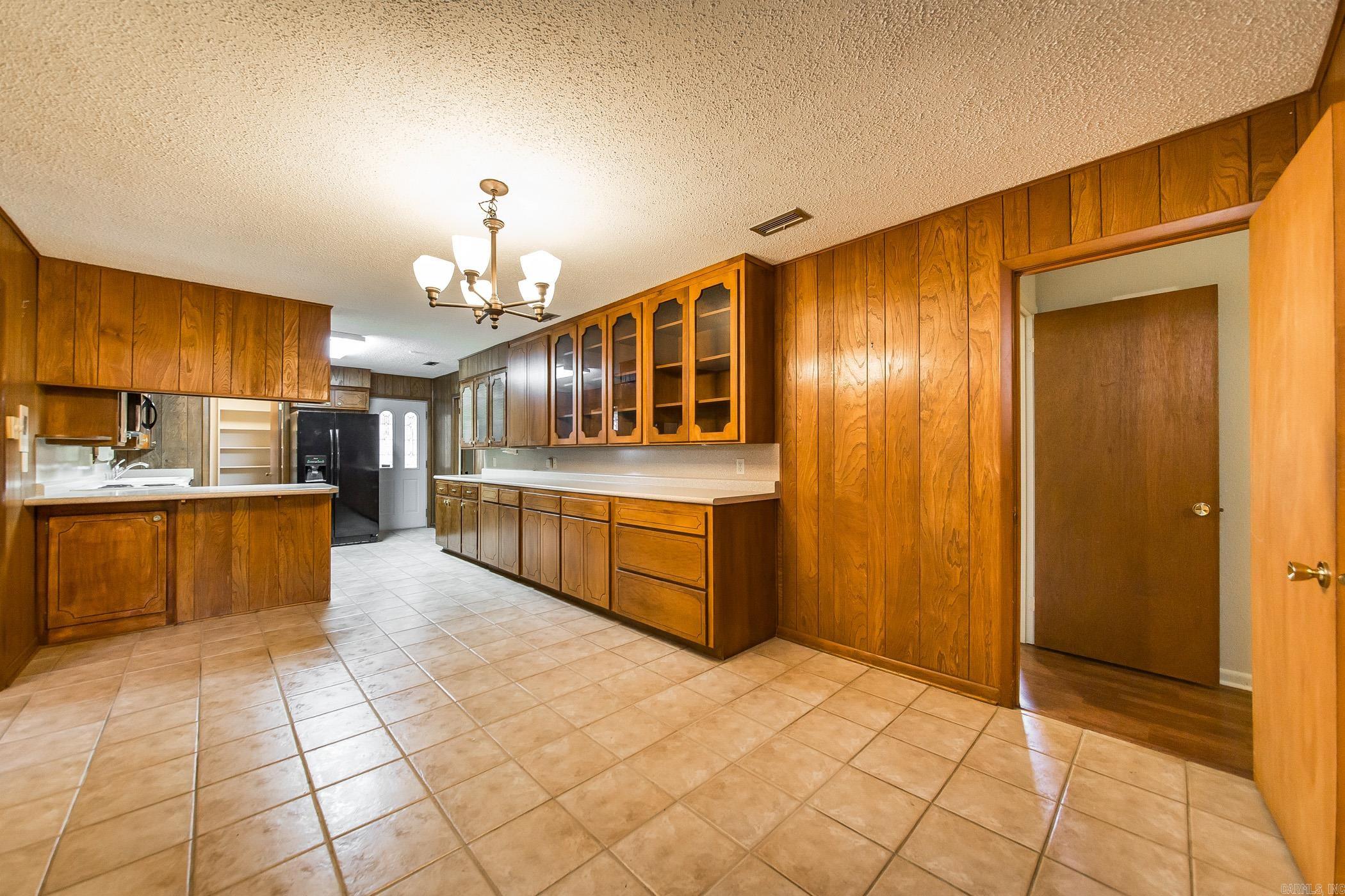 1414 Woodland Drive