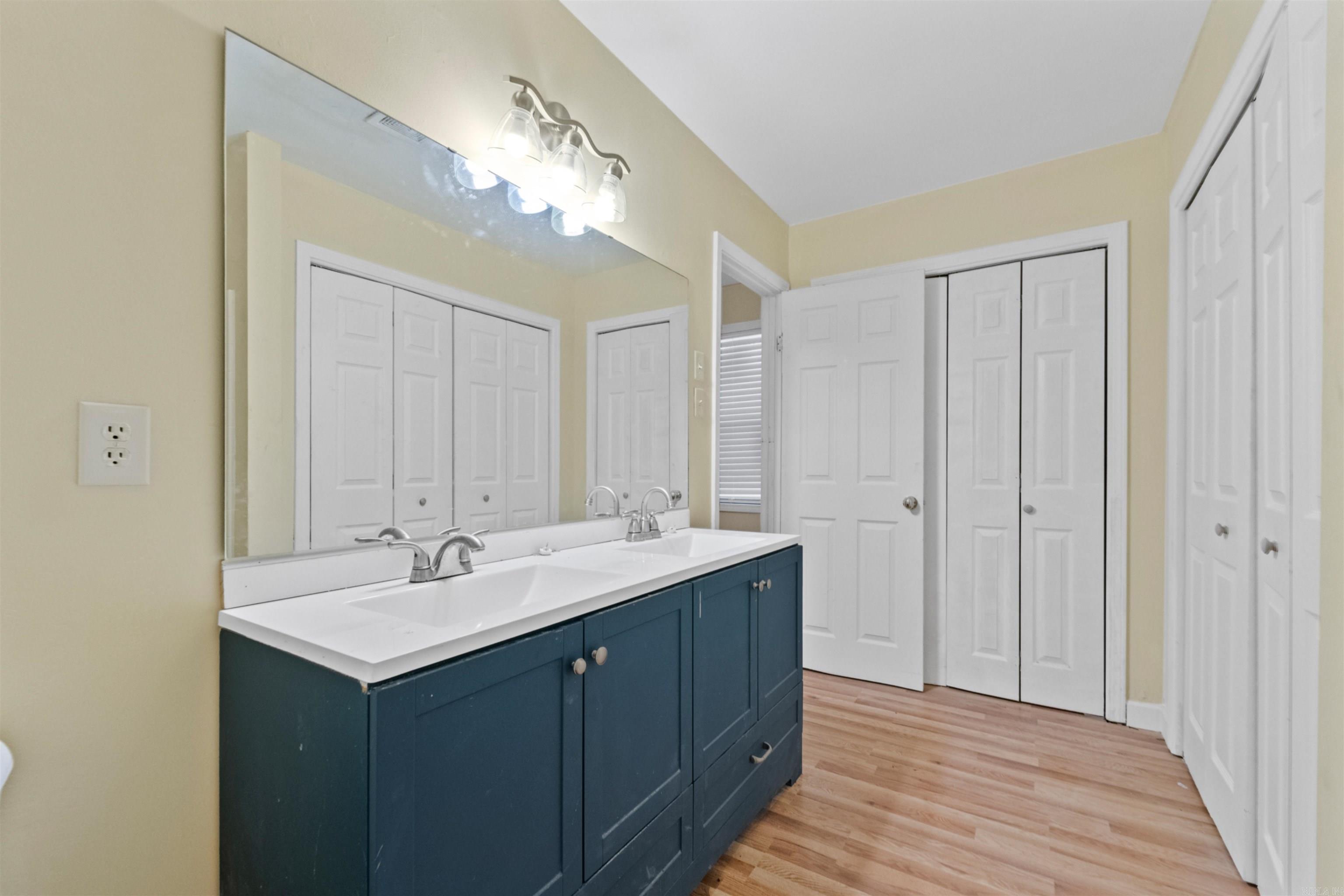 41 Oak Forest Drive