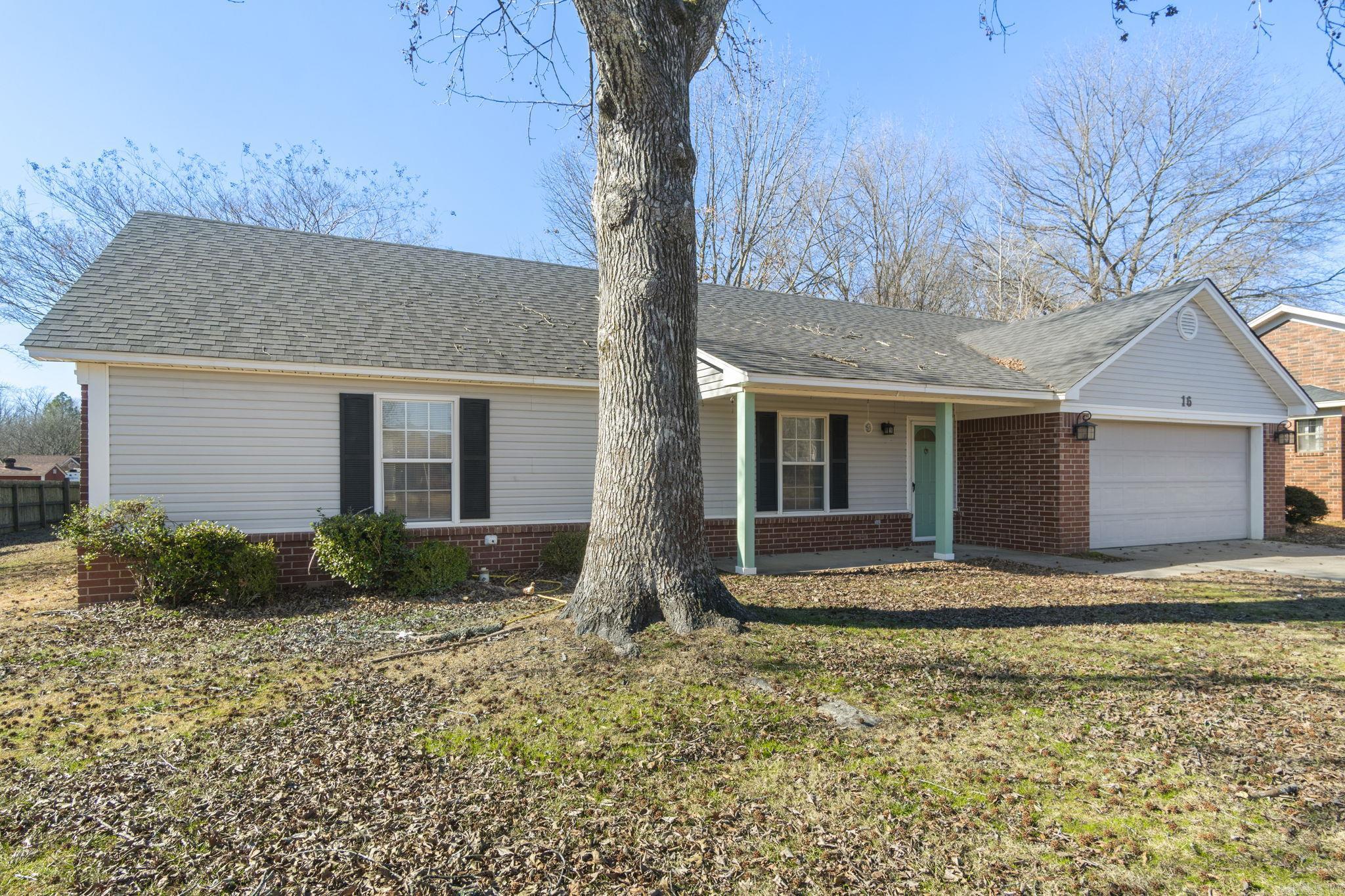 16 Mary Ann Circle