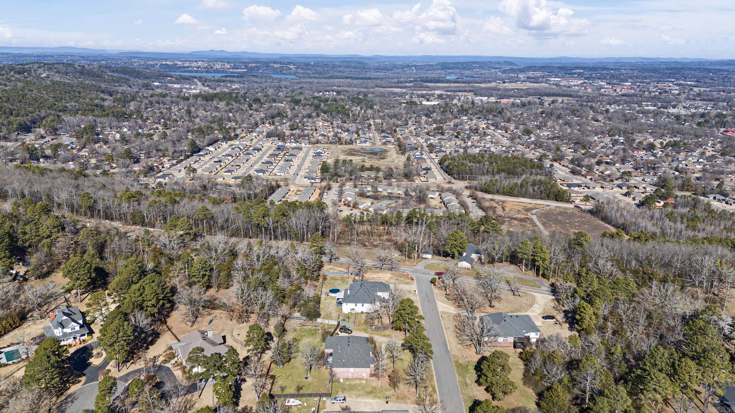 707 Castlegate Loop