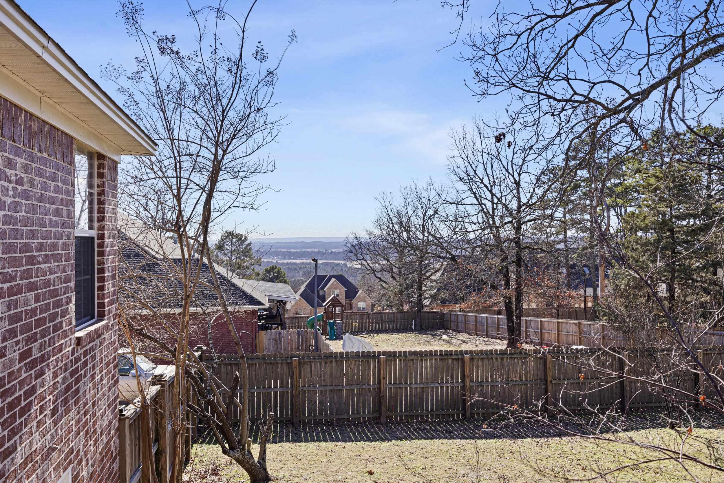 707 Castlegate Loop