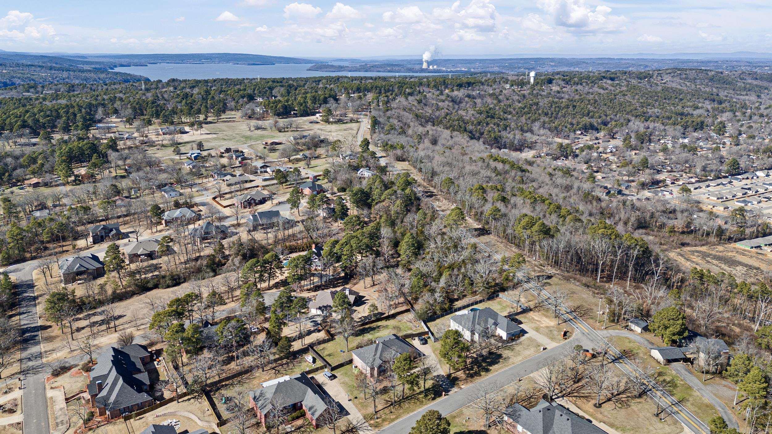 707 Castlegate Loop