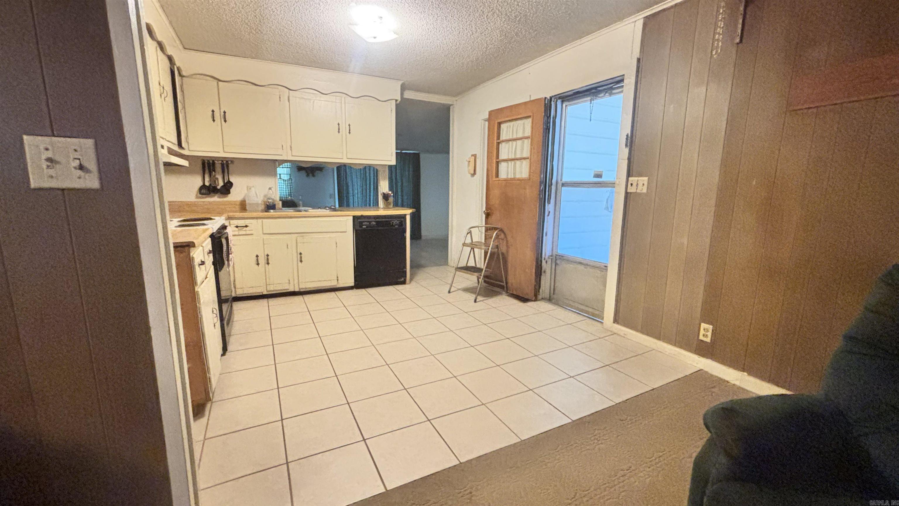 1219 Highway 270 E