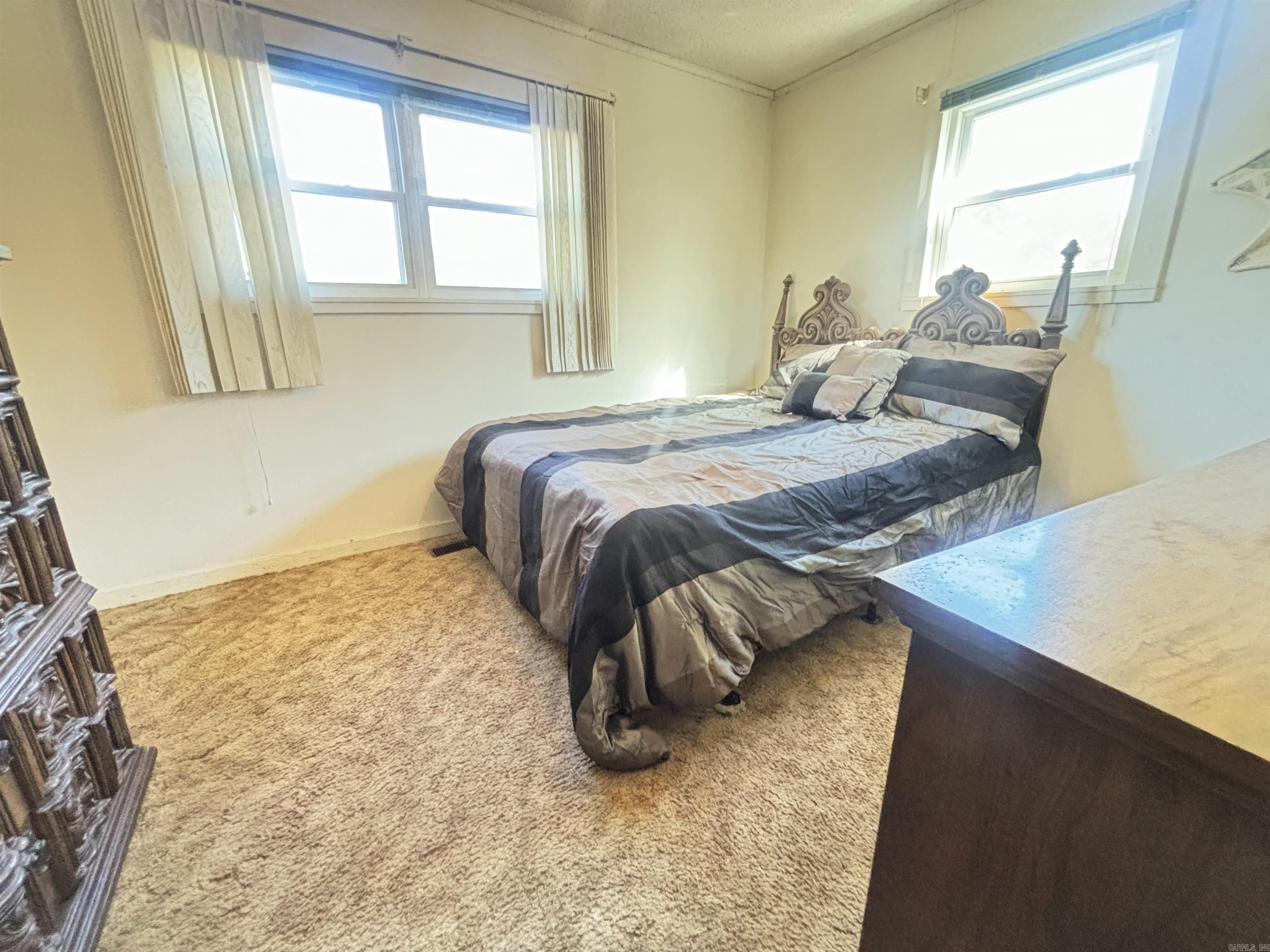 1219 Highway 270 E