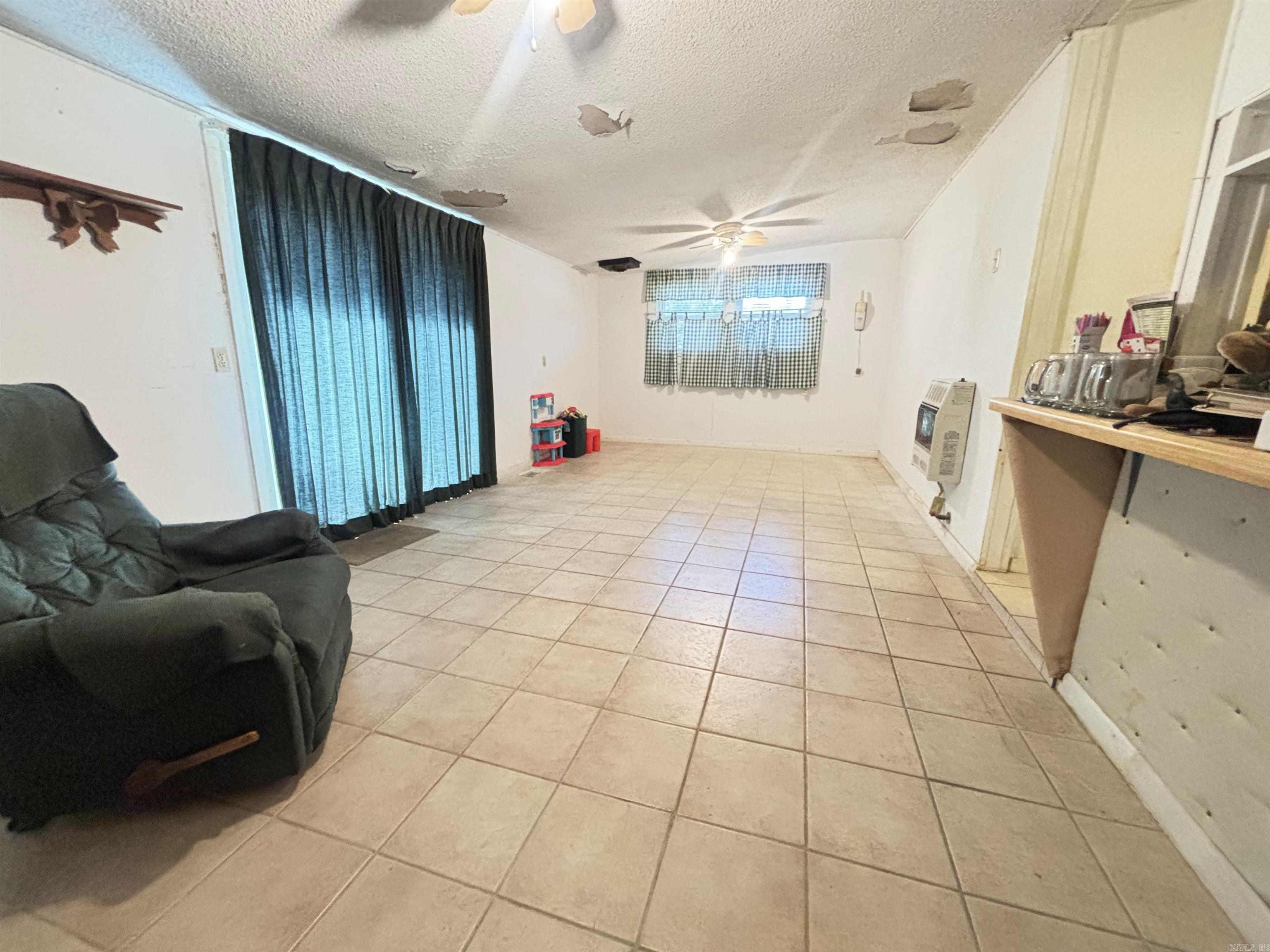 1219 Highway 270 E