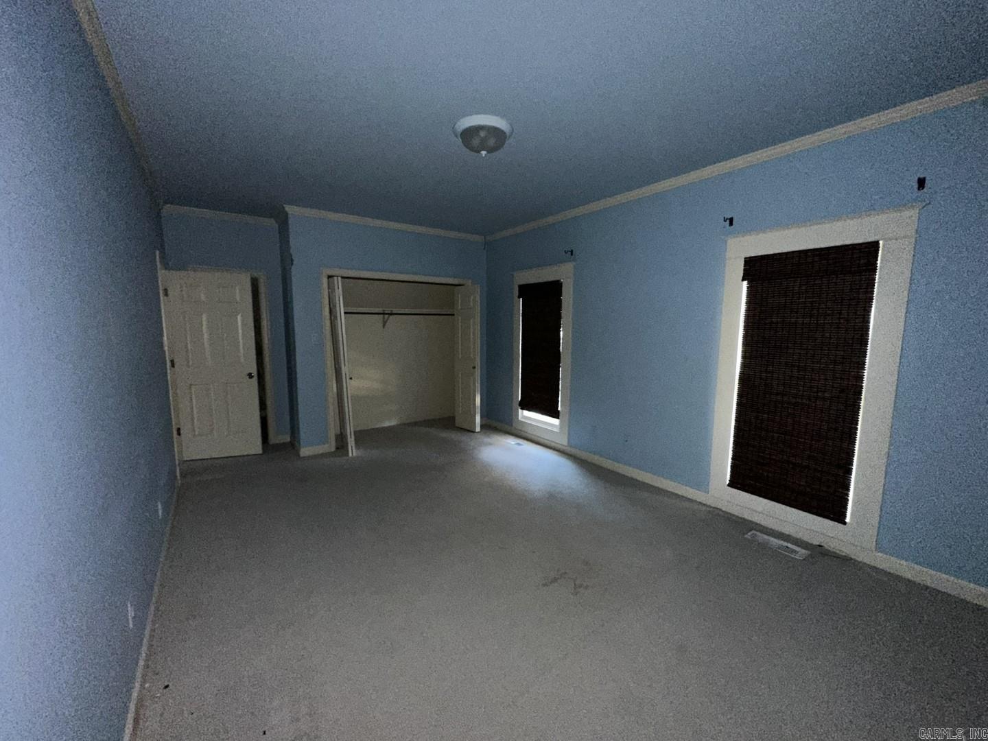 2111 Hinson Rd 6