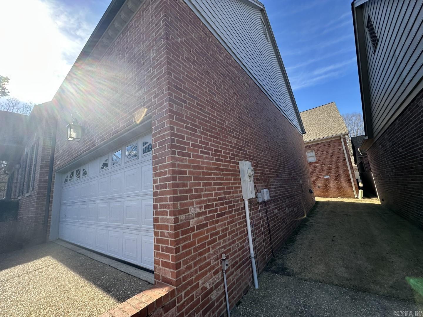 2111 Hinson Rd 6