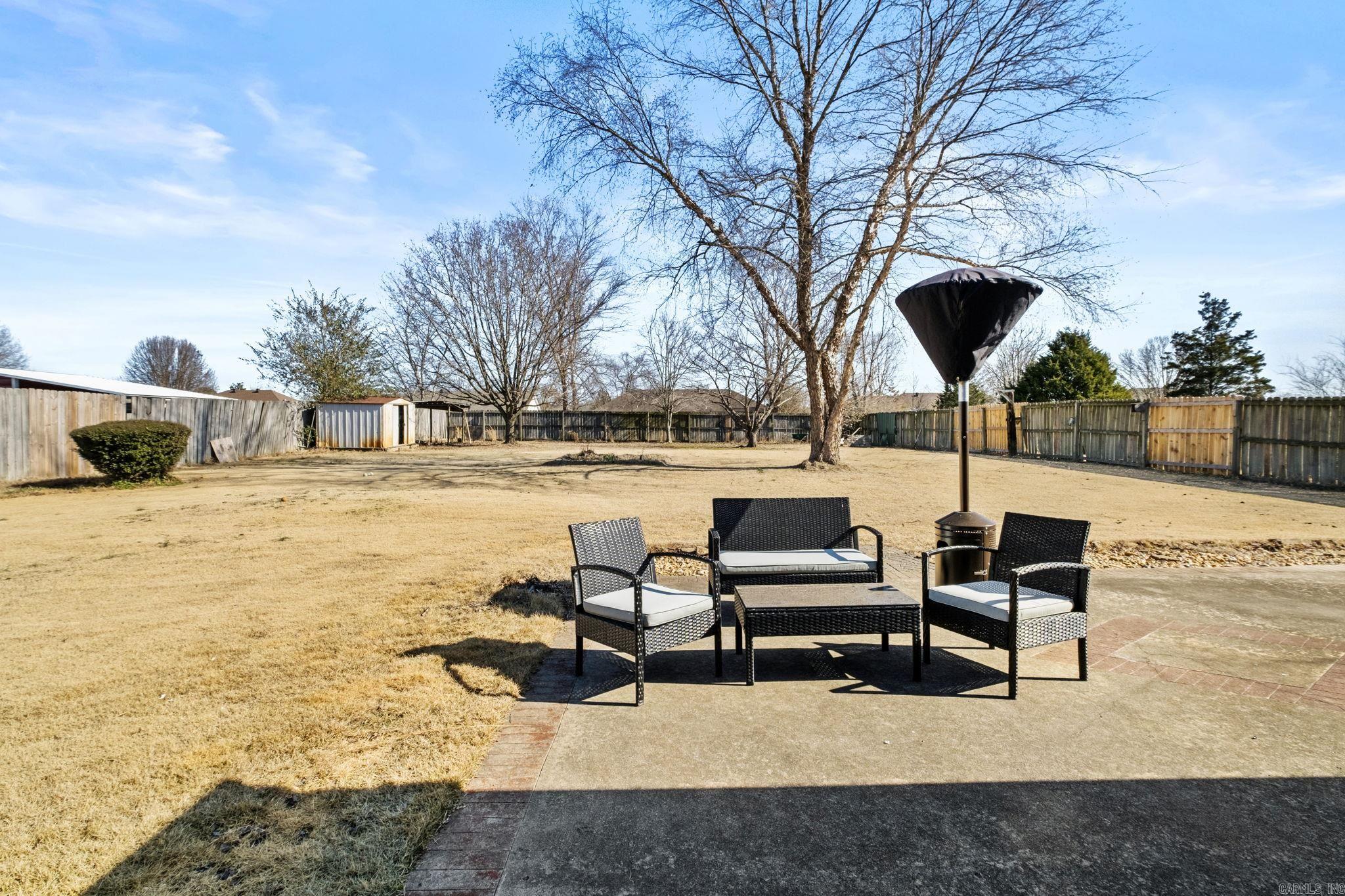 11 Hummingbird Drive