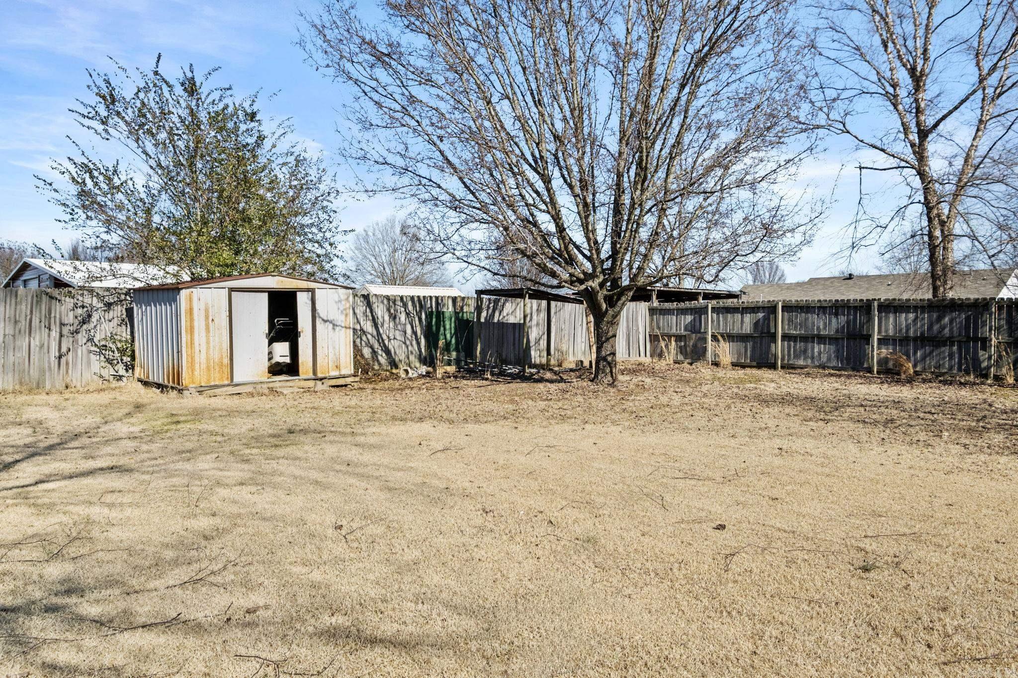 11 Hummingbird Drive