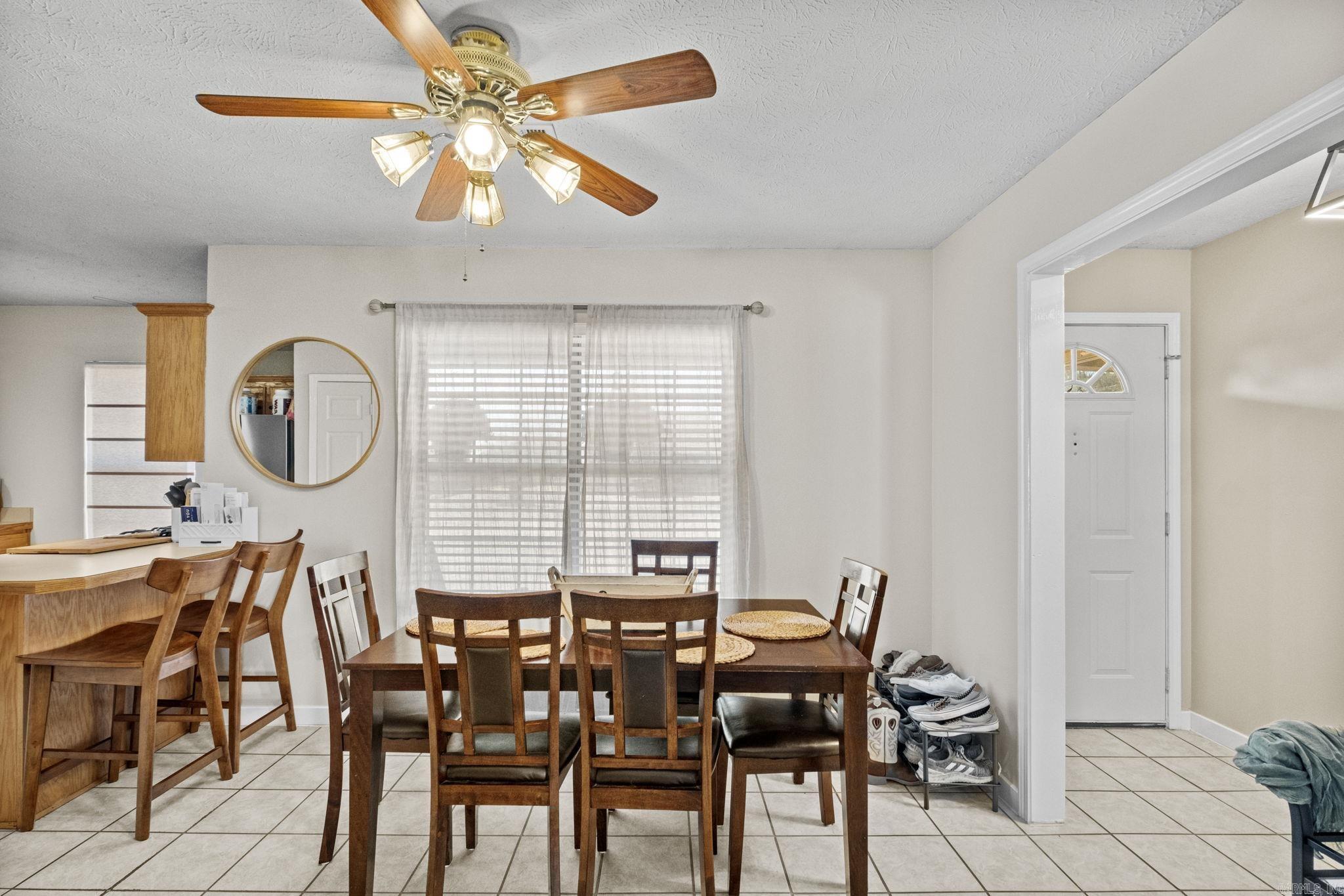 11 Hummingbird Drive