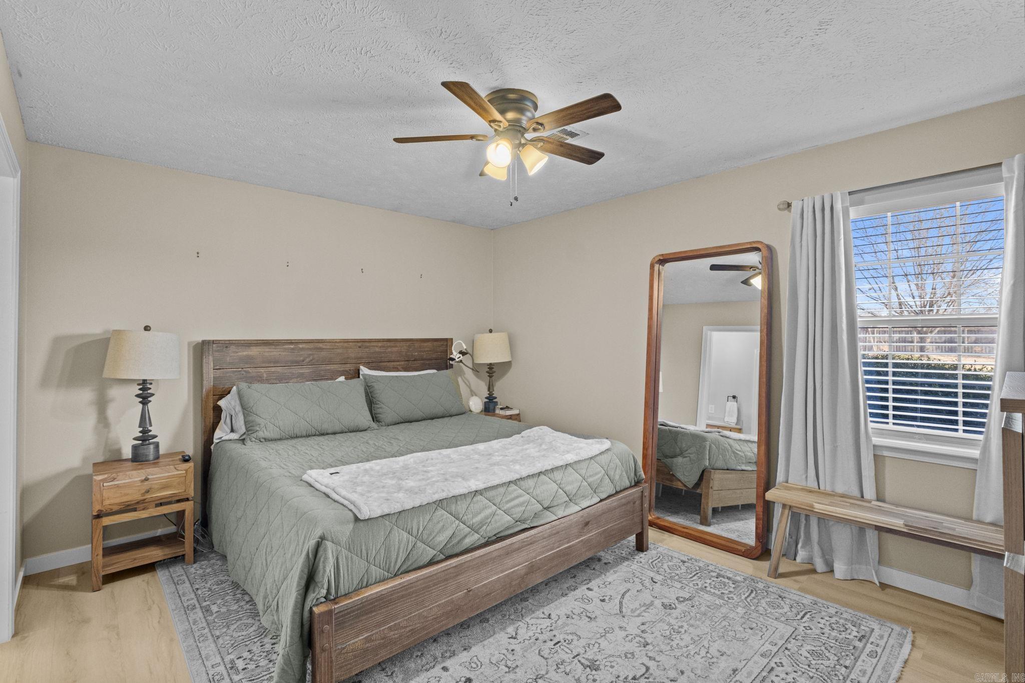 11 Hummingbird Drive