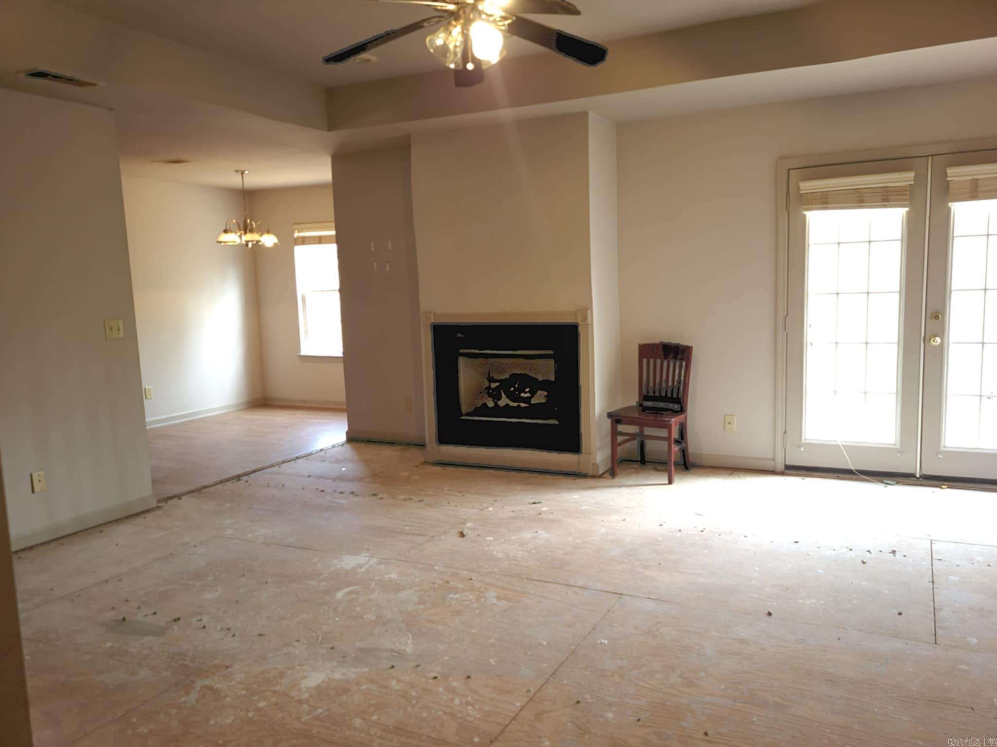 3001 Stephanie Dr