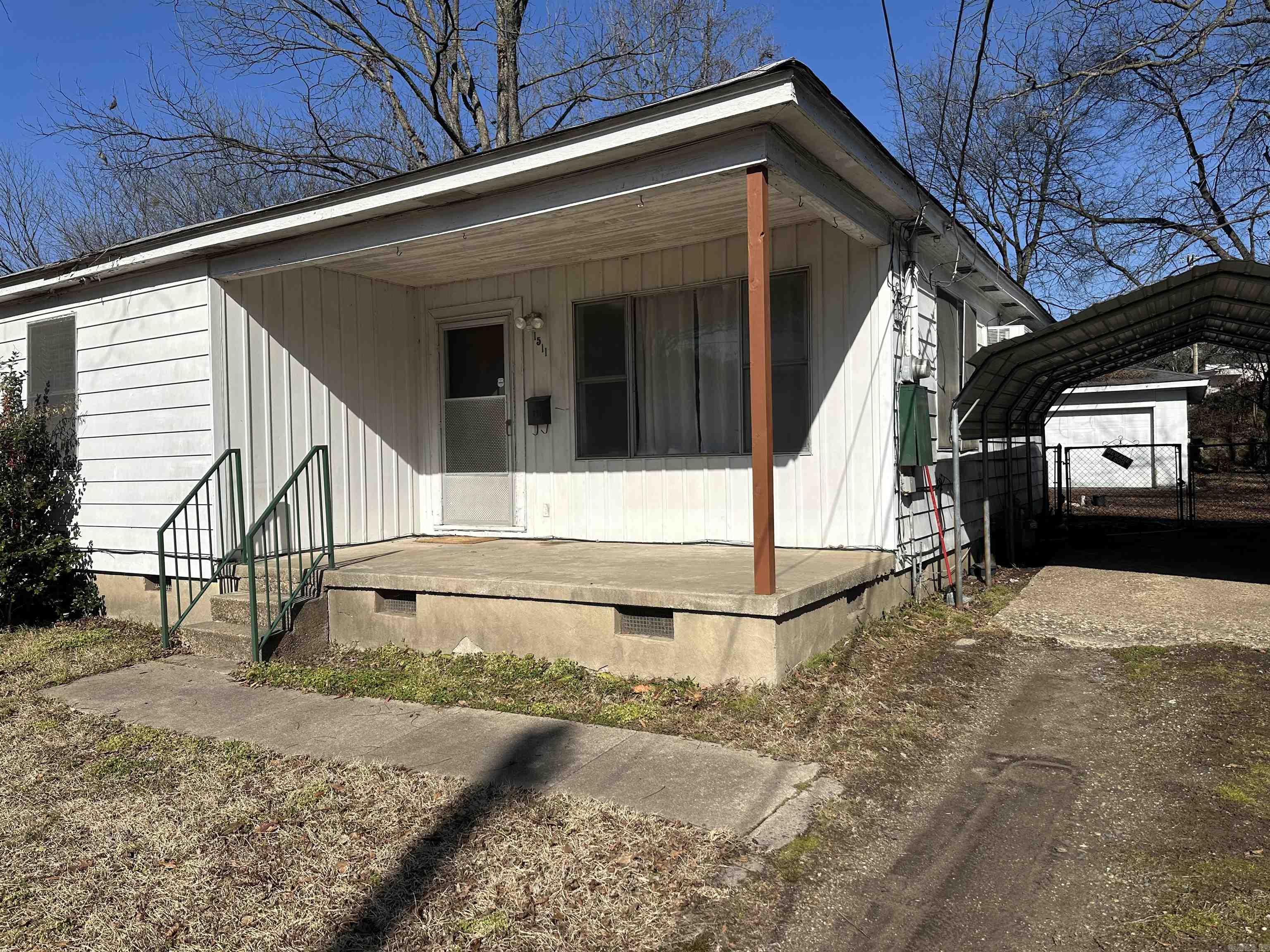 1511 W 37th Street