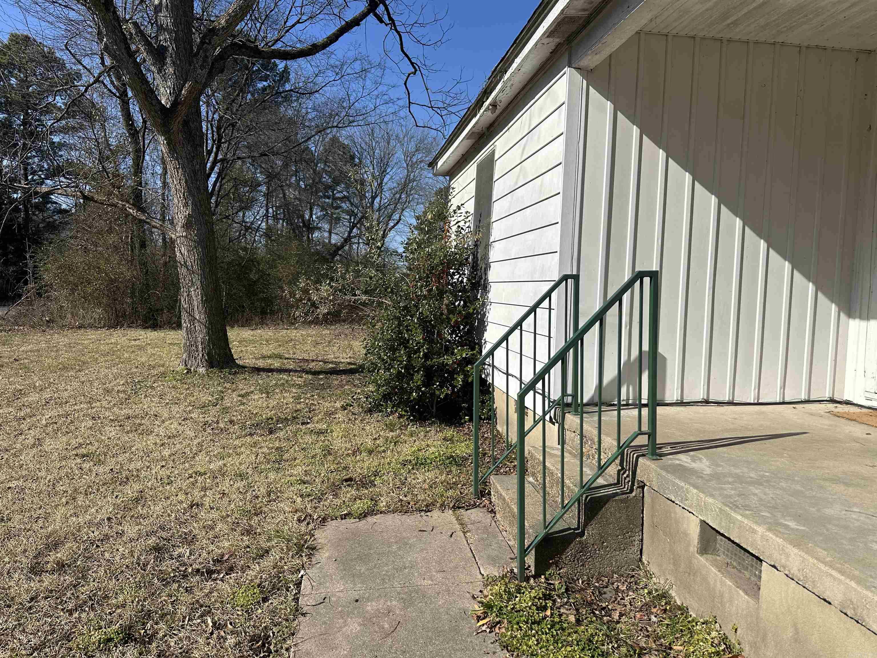1511 W 37th Street