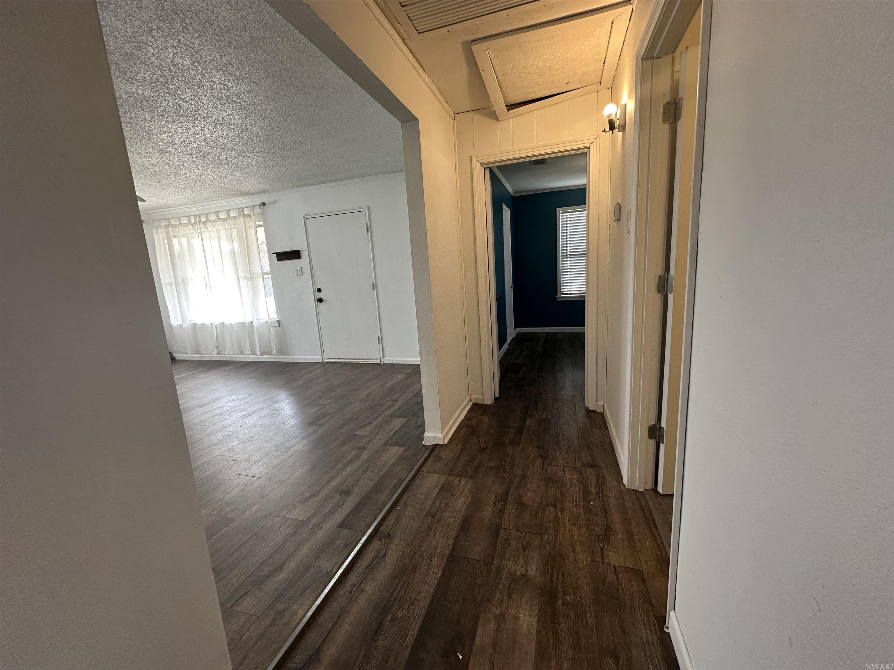 1511 W 37th Street