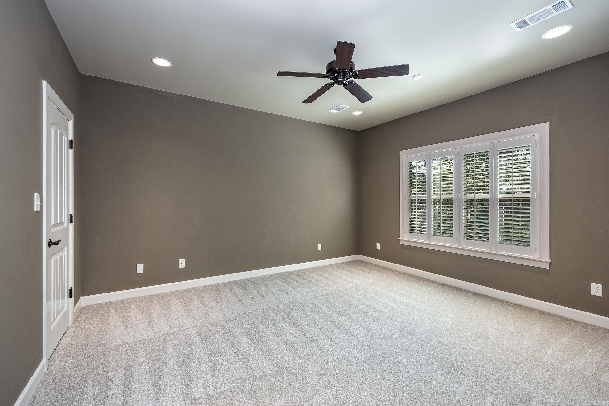 126 Oneida Way