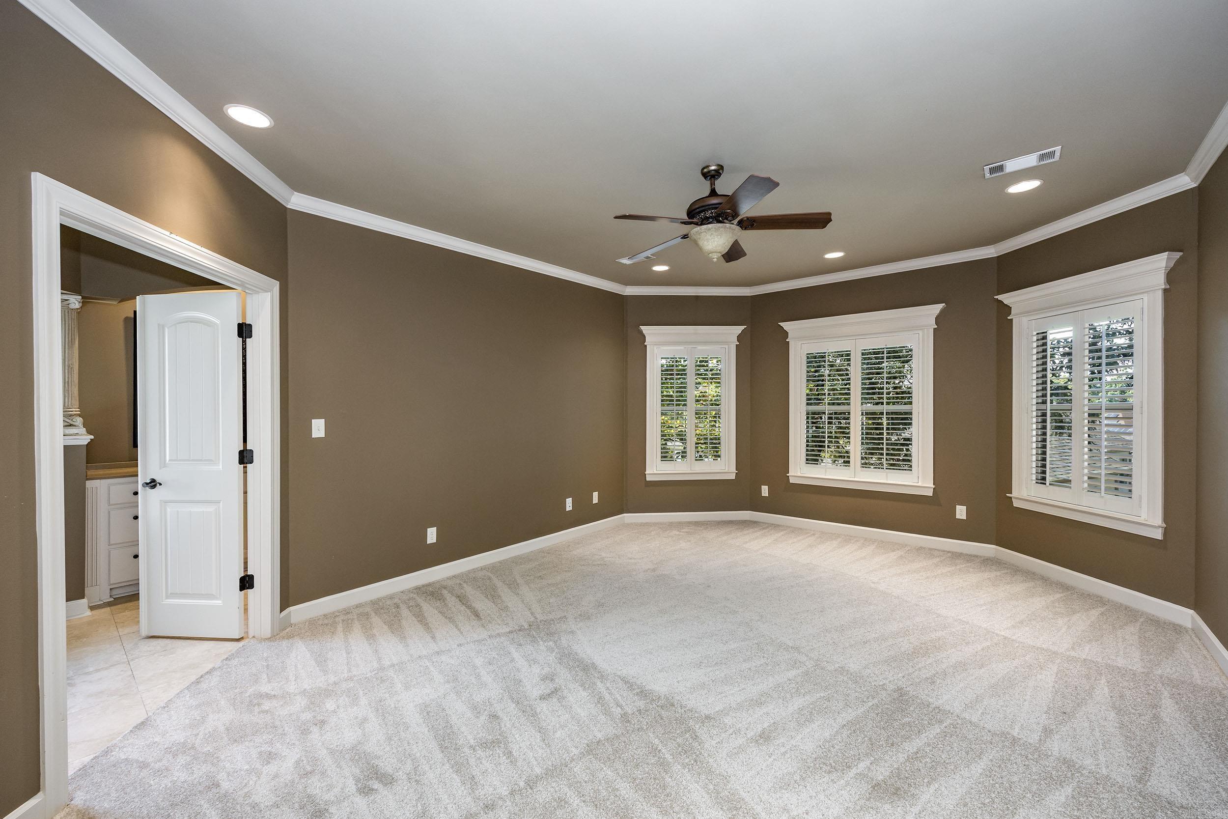 126 Oneida Way