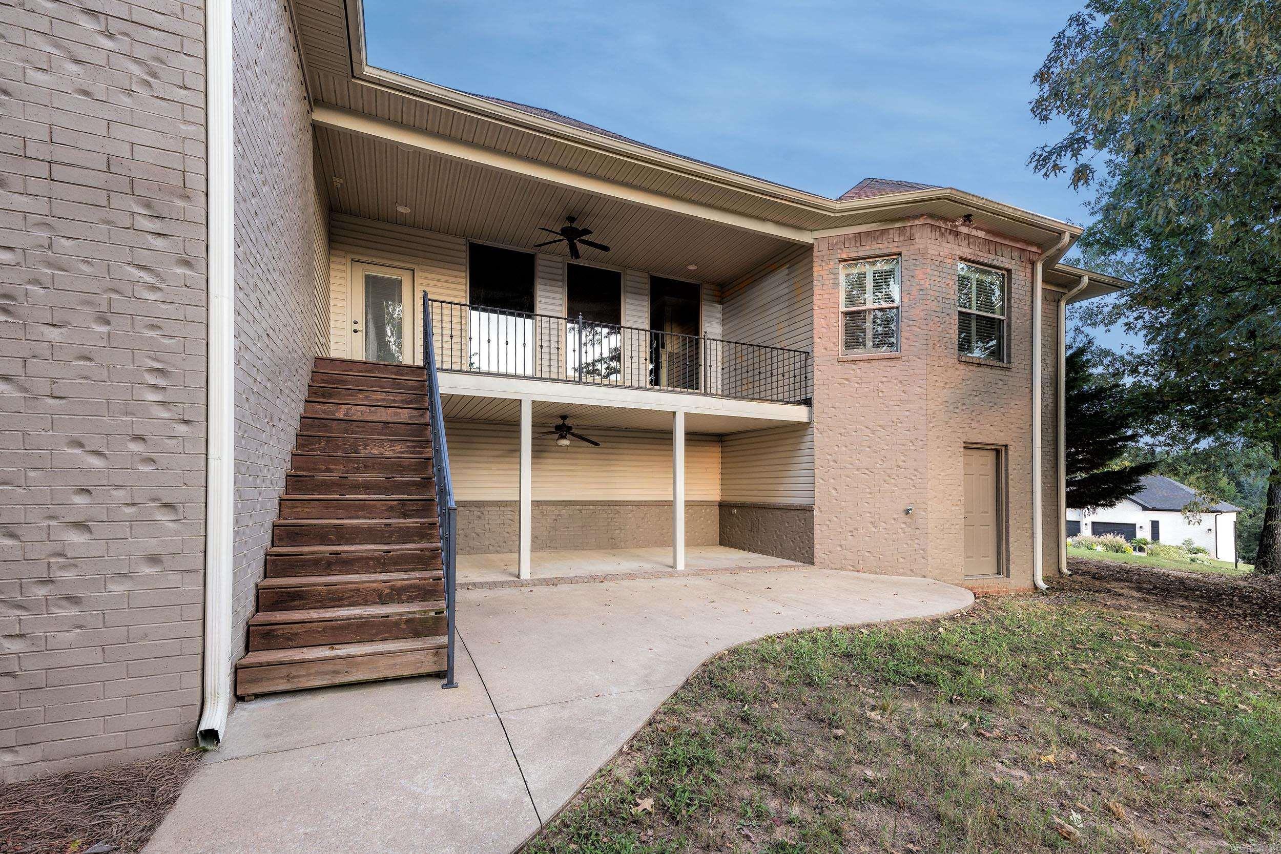126 Oneida Way