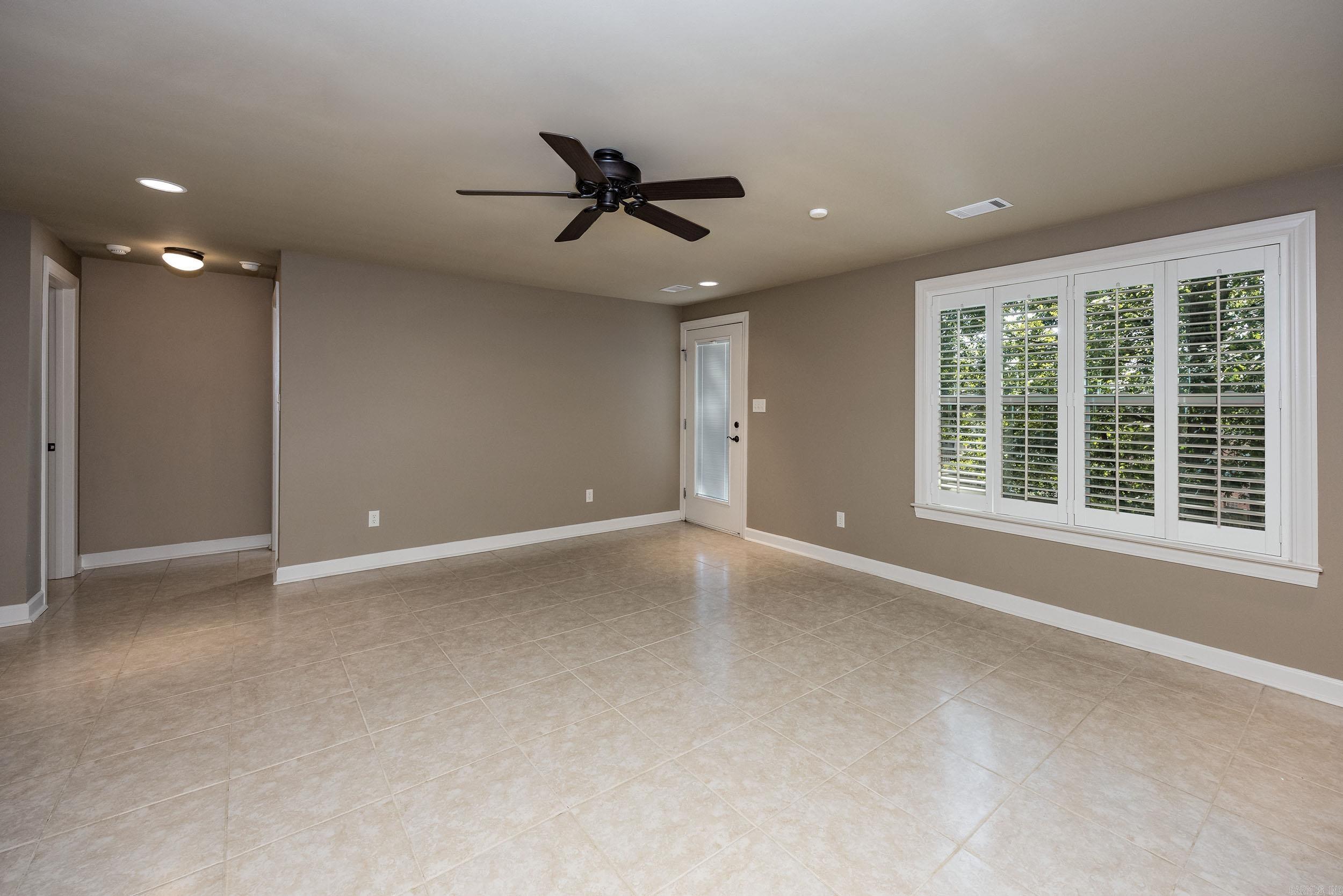 126 Oneida Way