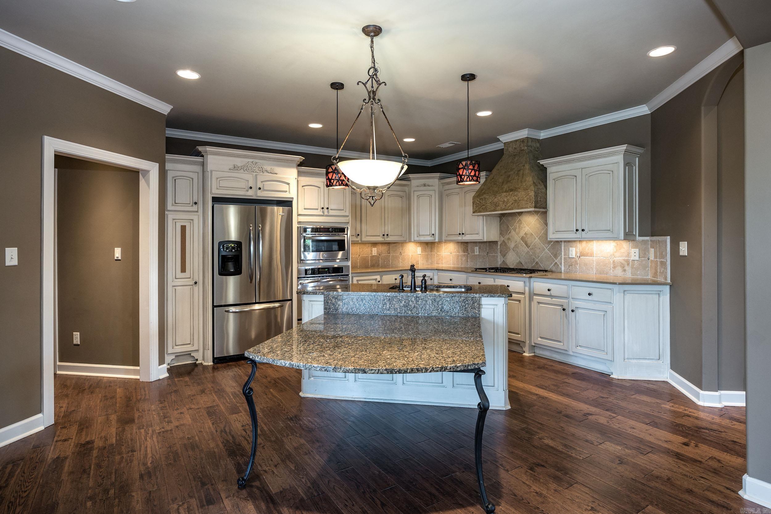 126 Oneida Way