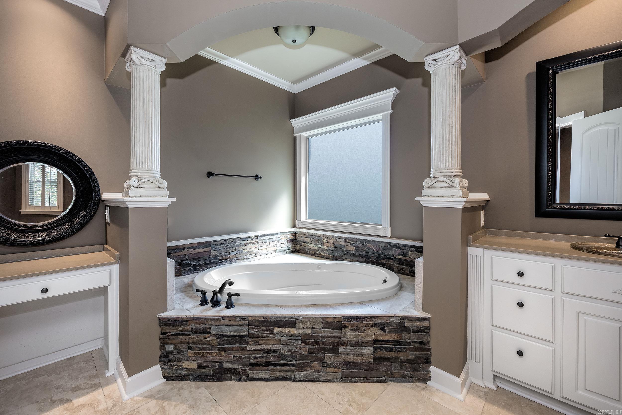 126 Oneida Way