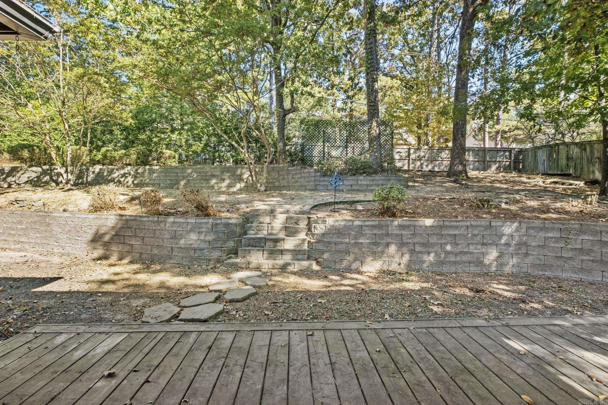 907 Cartier Lane