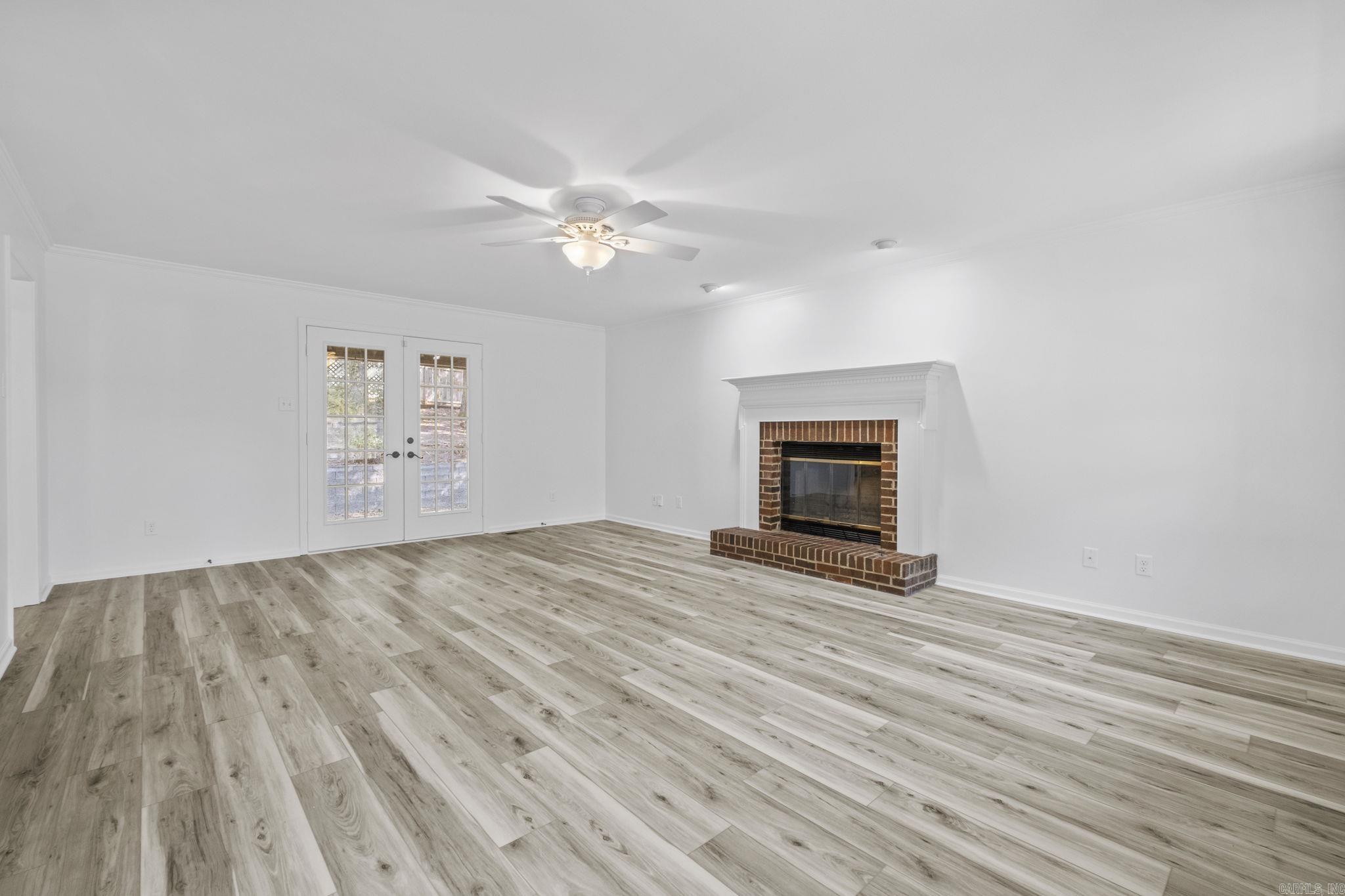 907 Cartier Lane
