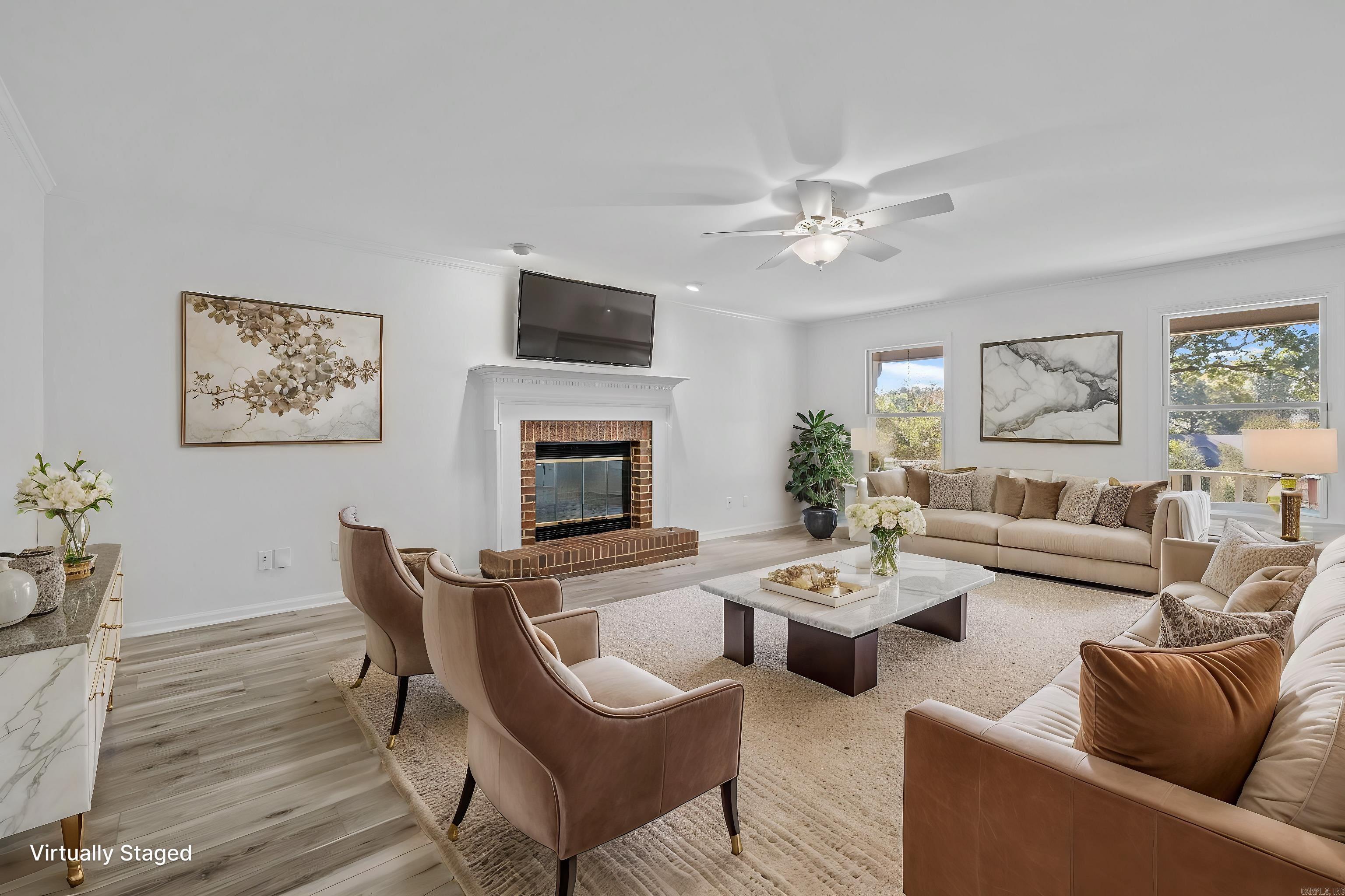 907 Cartier Lane