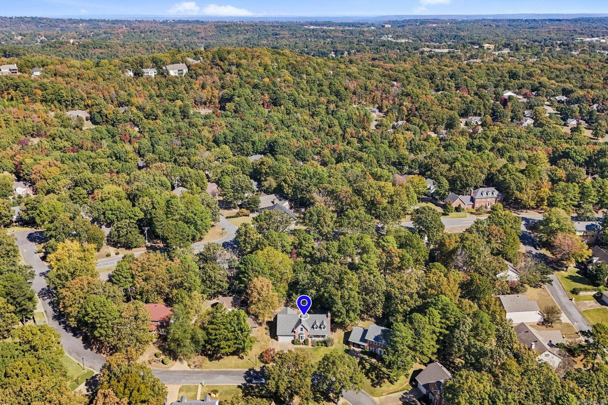 907 Cartier Lane