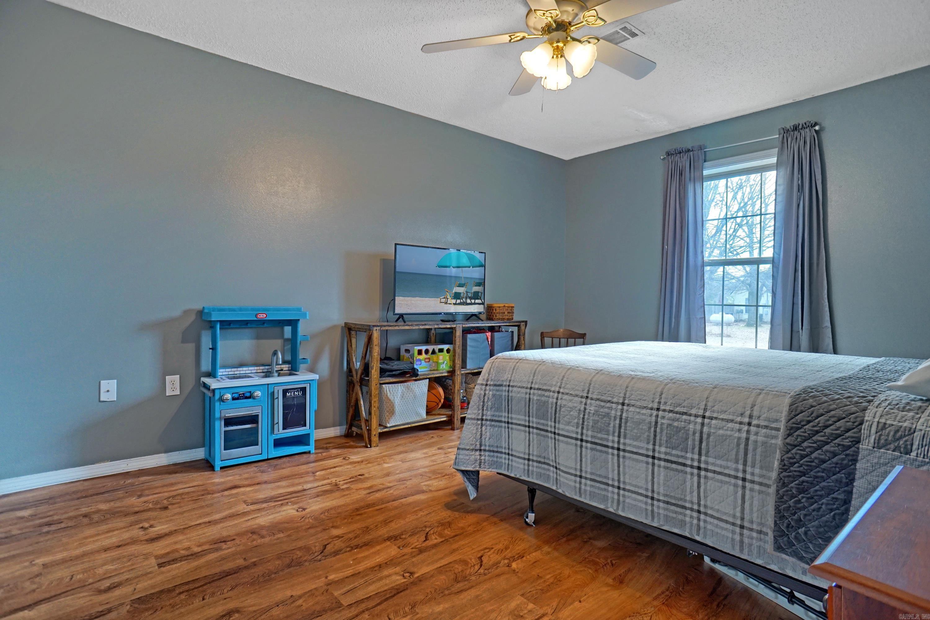10303 Spring Creek Estates