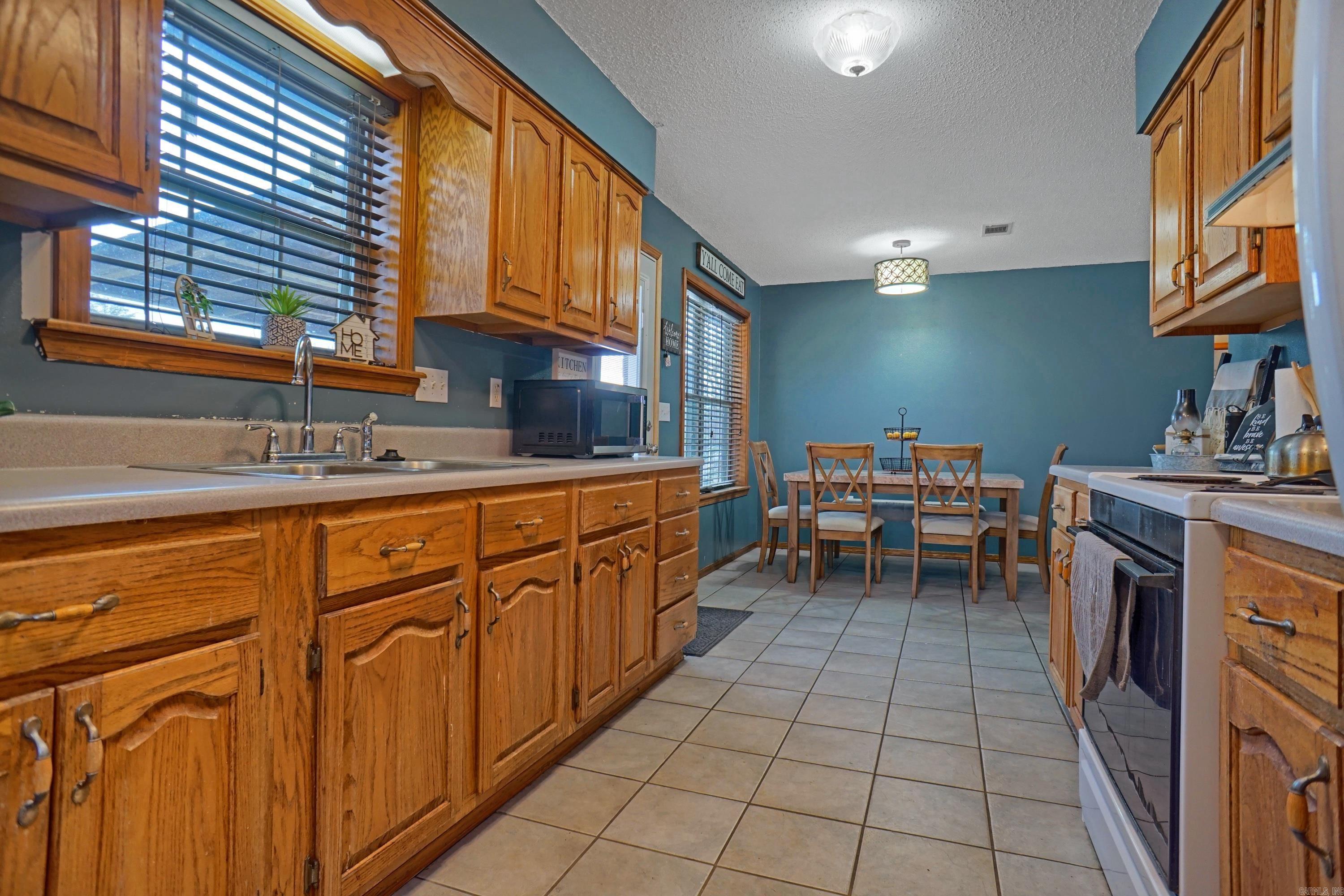 10303 Spring Creek Estates