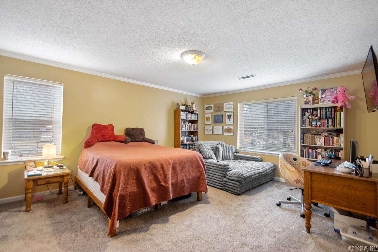 312 Fair Oaks Drive